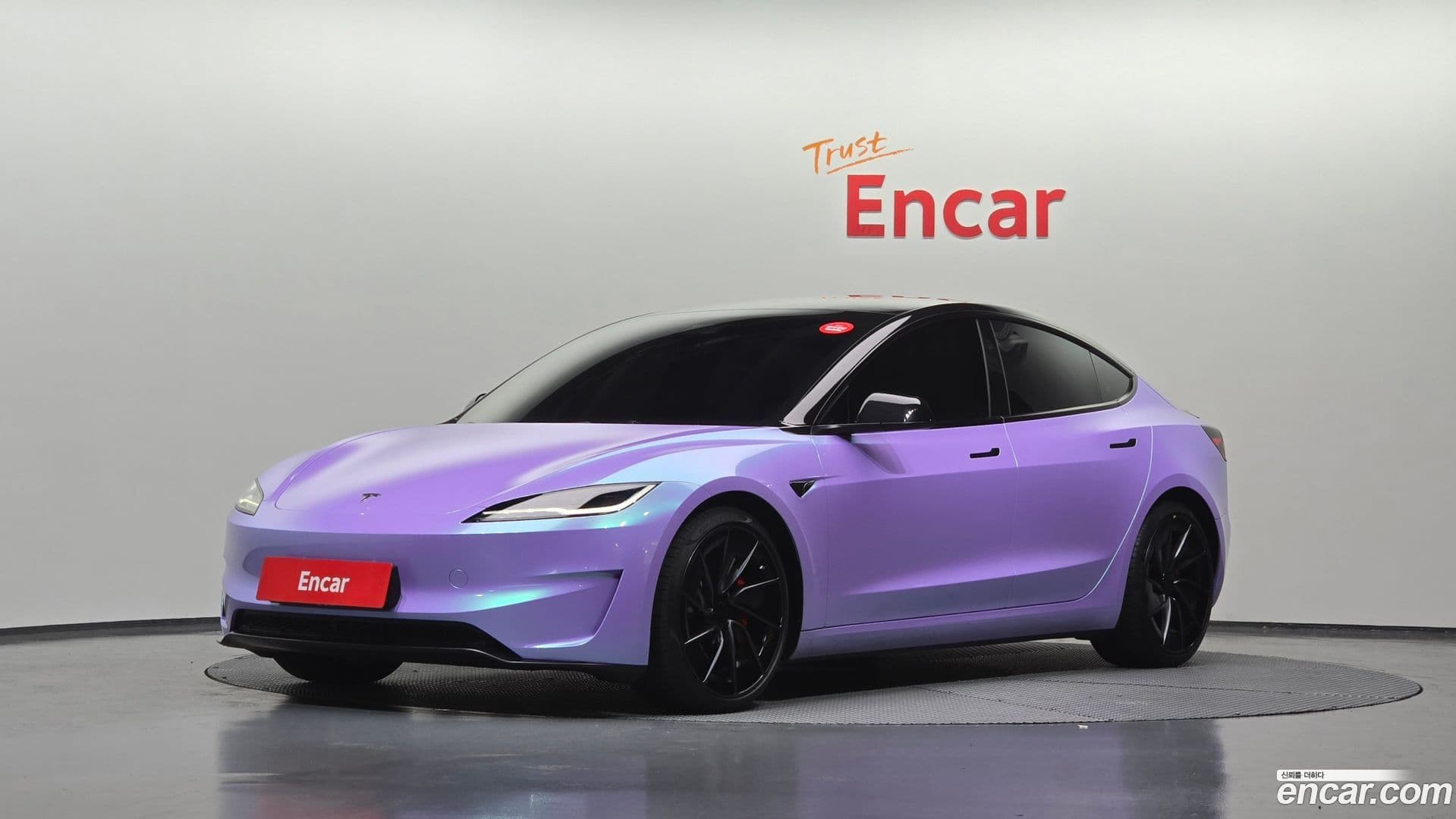 Main__Slider__Photo:Model 3 Tesla 2025.2-0