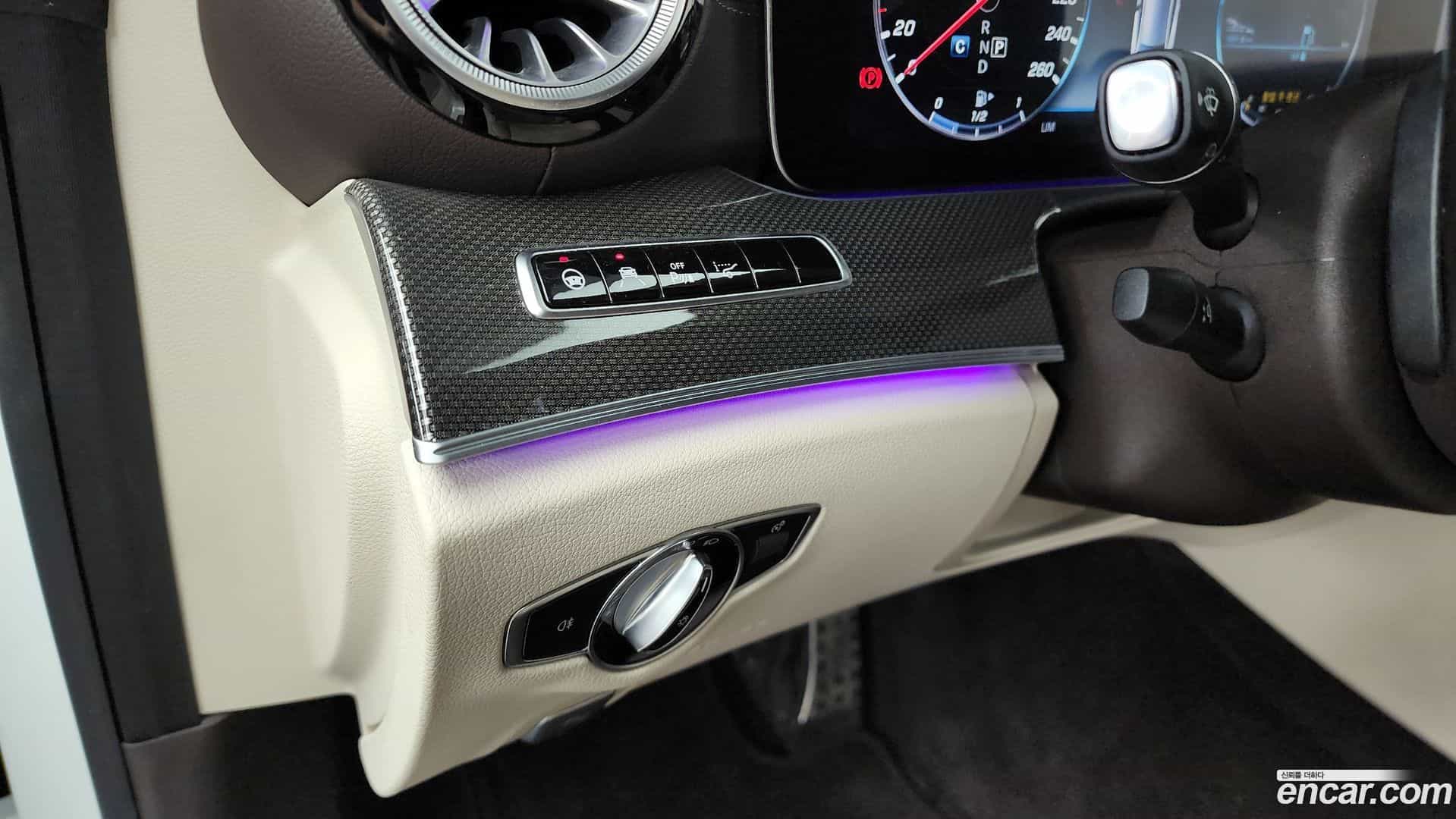 E-Class Mercedes-Benz 2020.2-OPTION-020