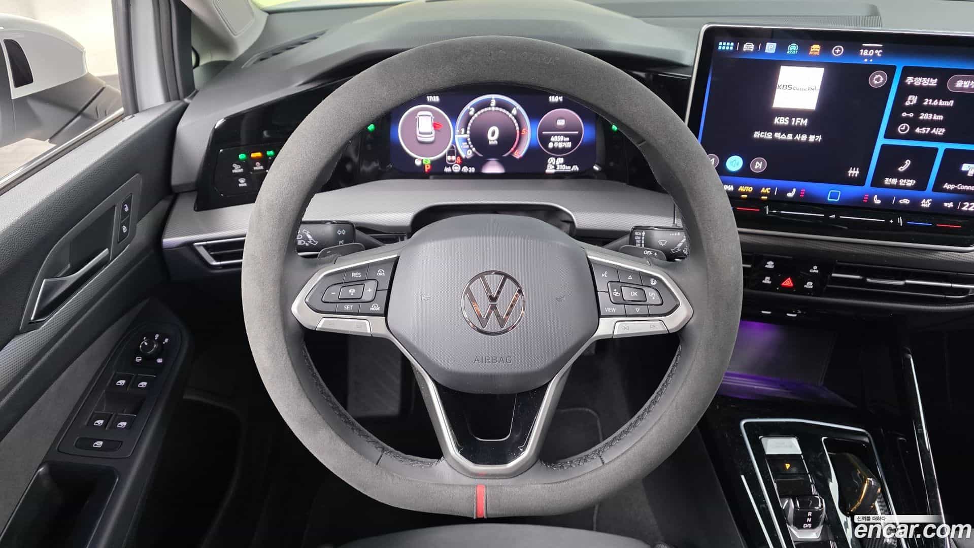 Golf Volkswagen 2025.5-OPTION-017