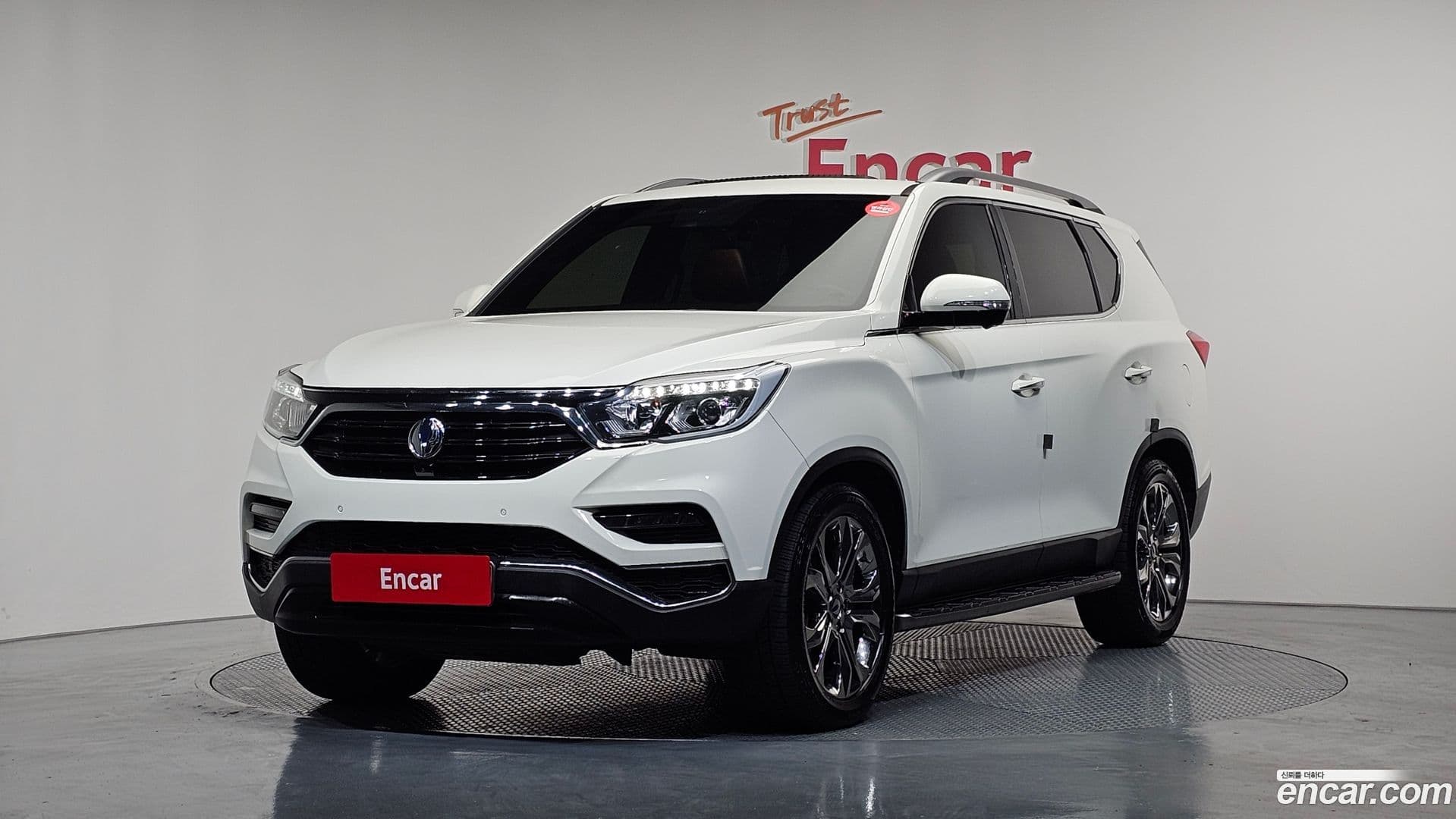 Main__Slider__Photo:Rexton KG Mobility 2017.4-0