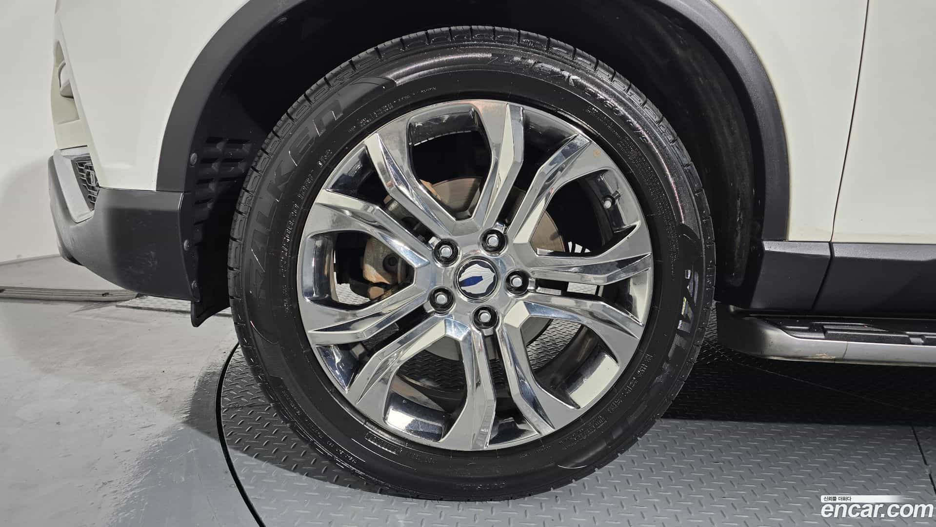 Rexton KG Mobility 2017.4-OUTER-005