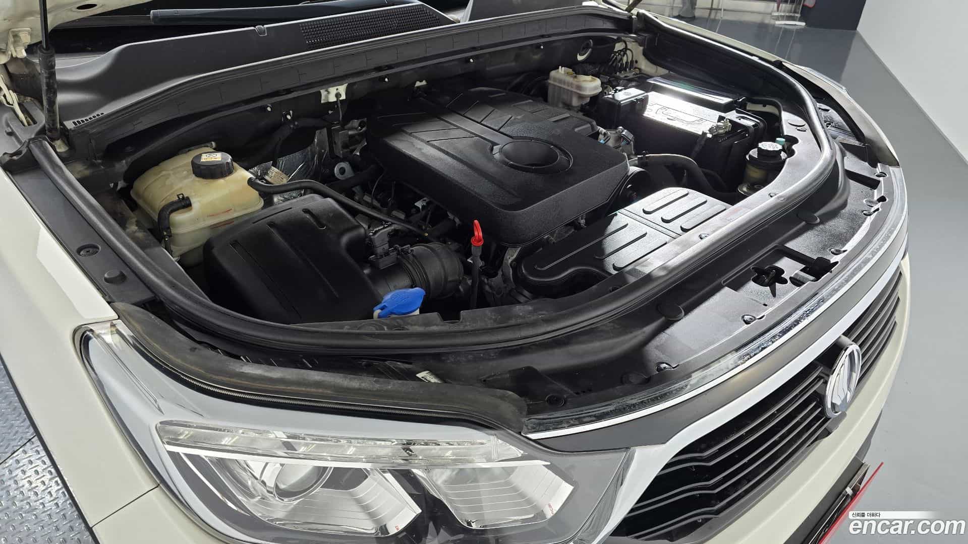 Rexton KG Mobility 2017.4-OUTER-006
