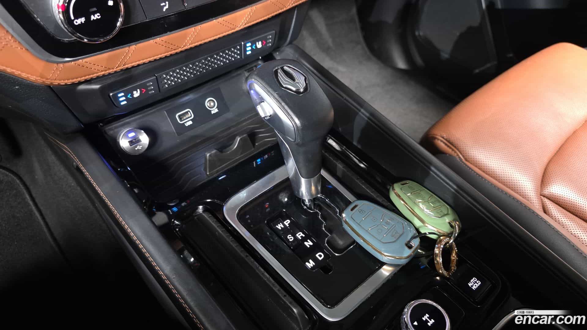 Rexton KG Mobility 2020.6-INNER-009