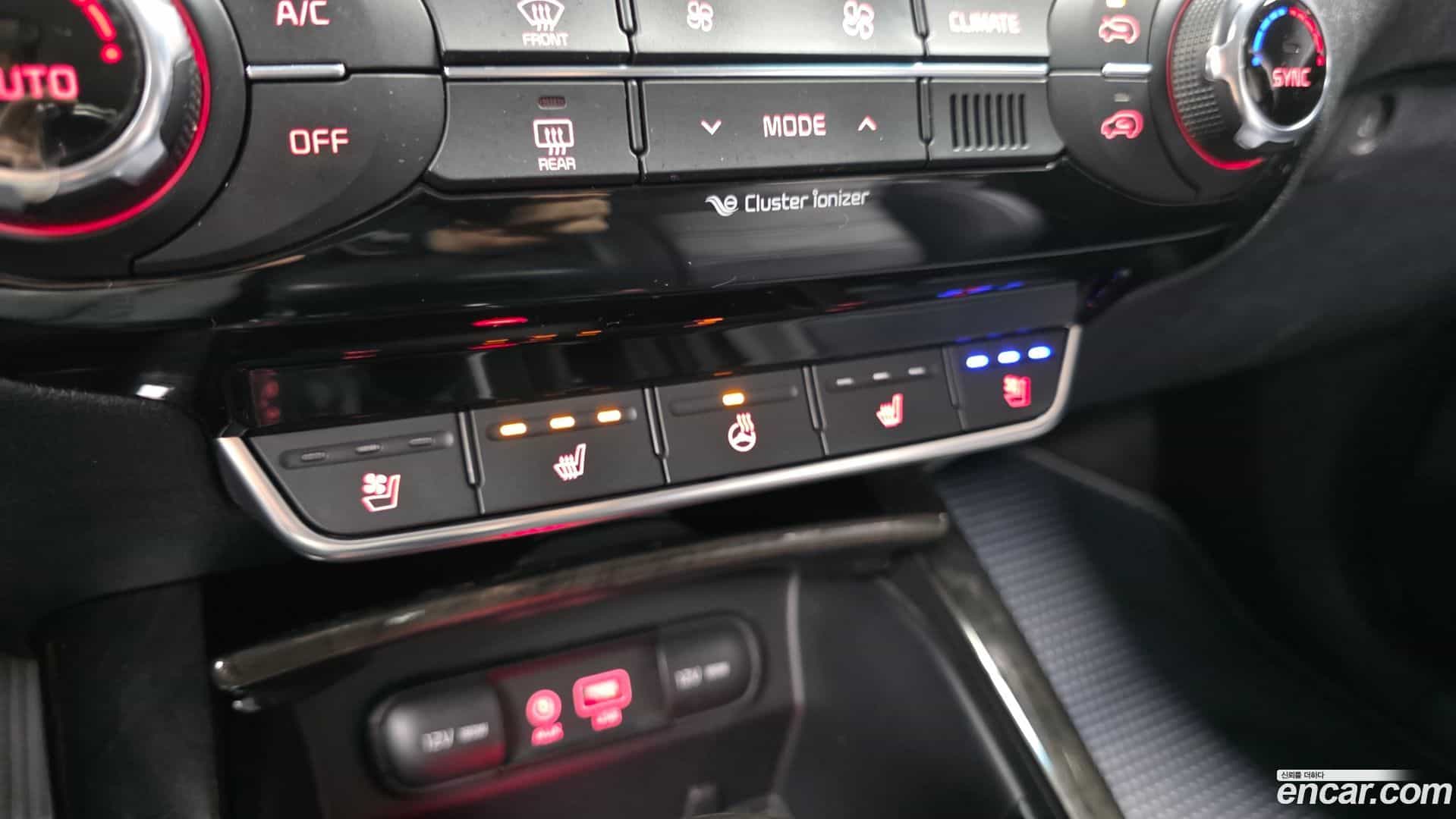 Sorento Kia 2017.0-OPTION-022