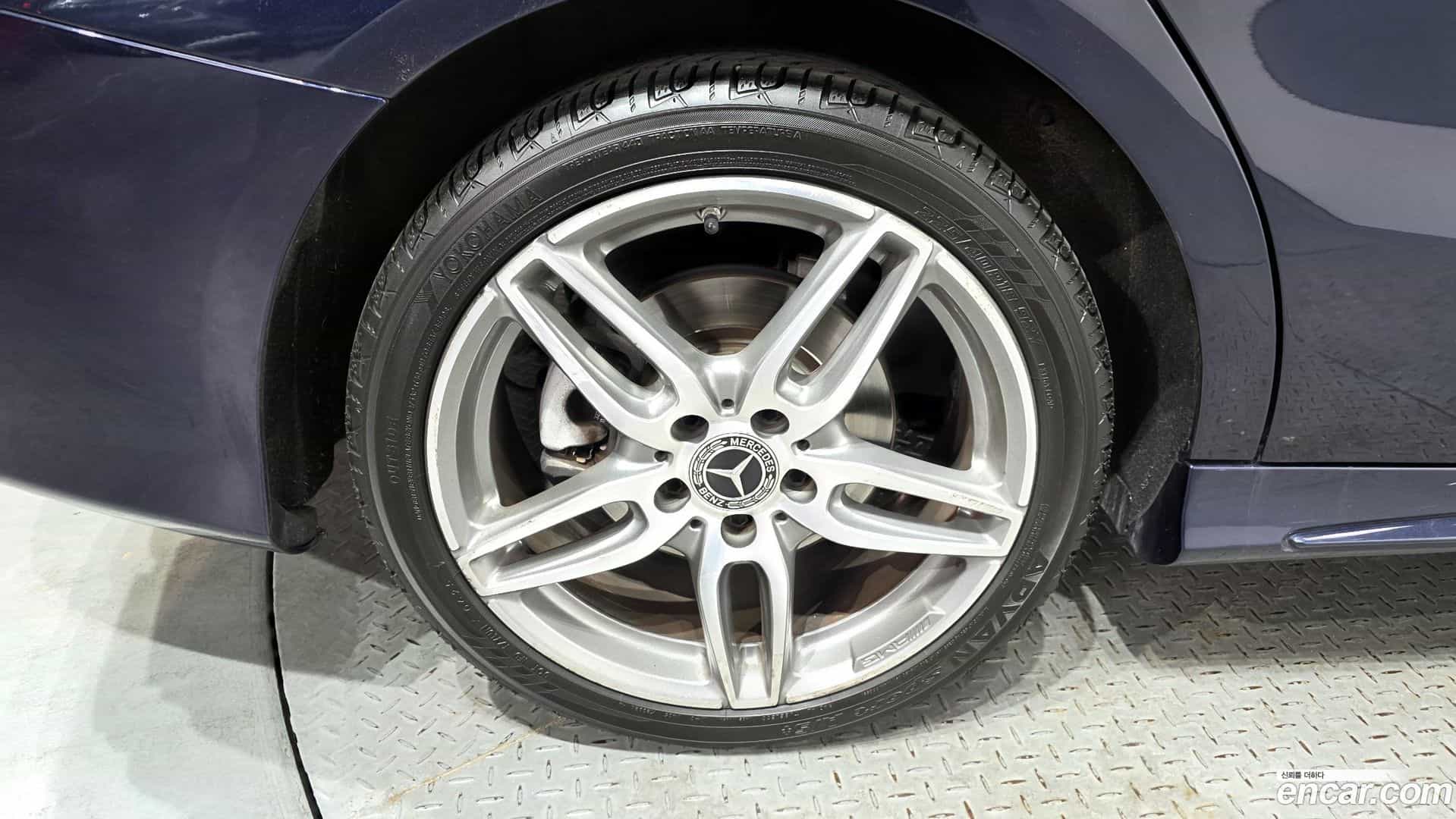 CLA-Class Mercedes-Benz 2018.10-OUTER-005