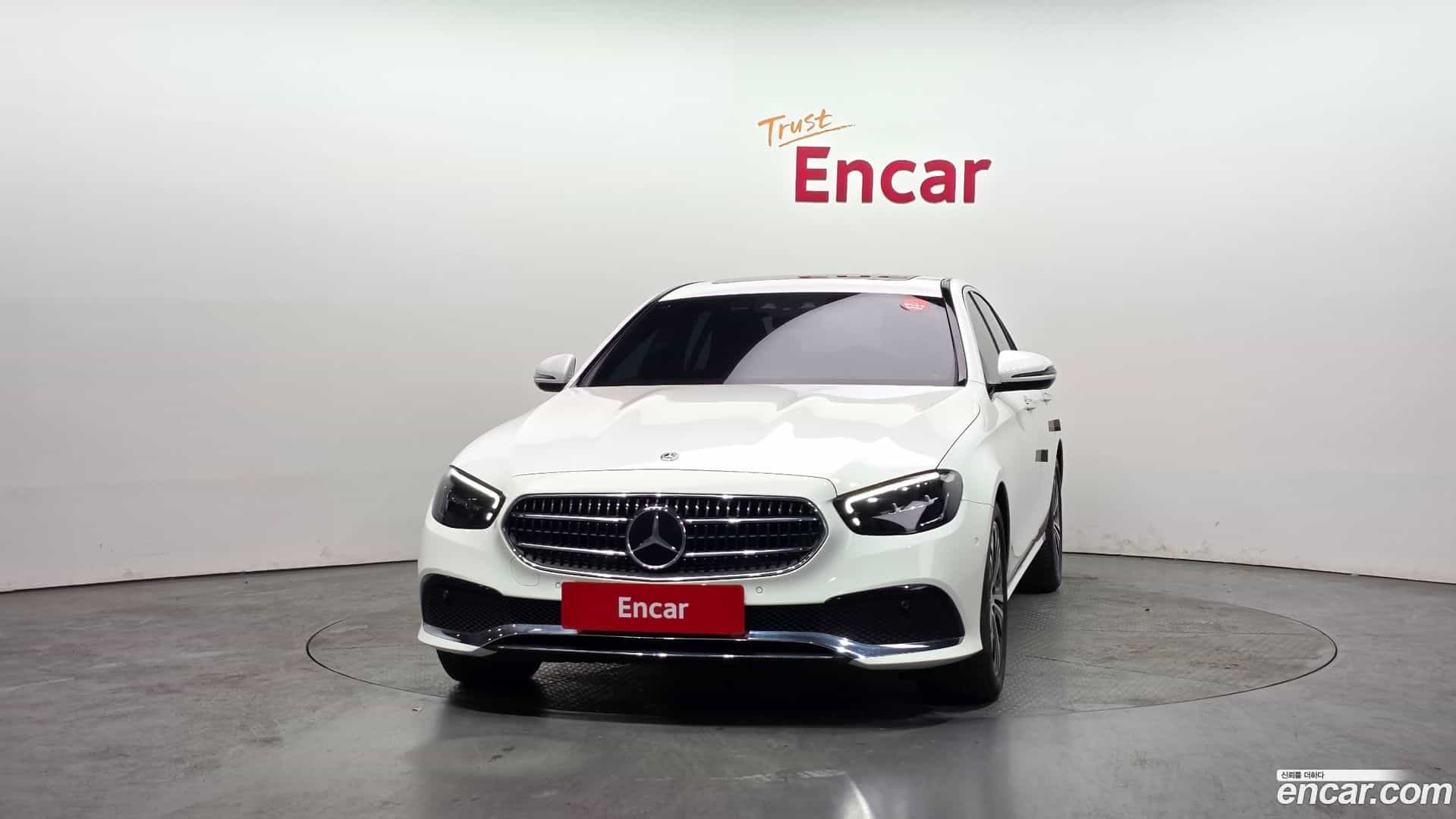 E-Class Mercedes-Benz 2020.11-OUTER-003