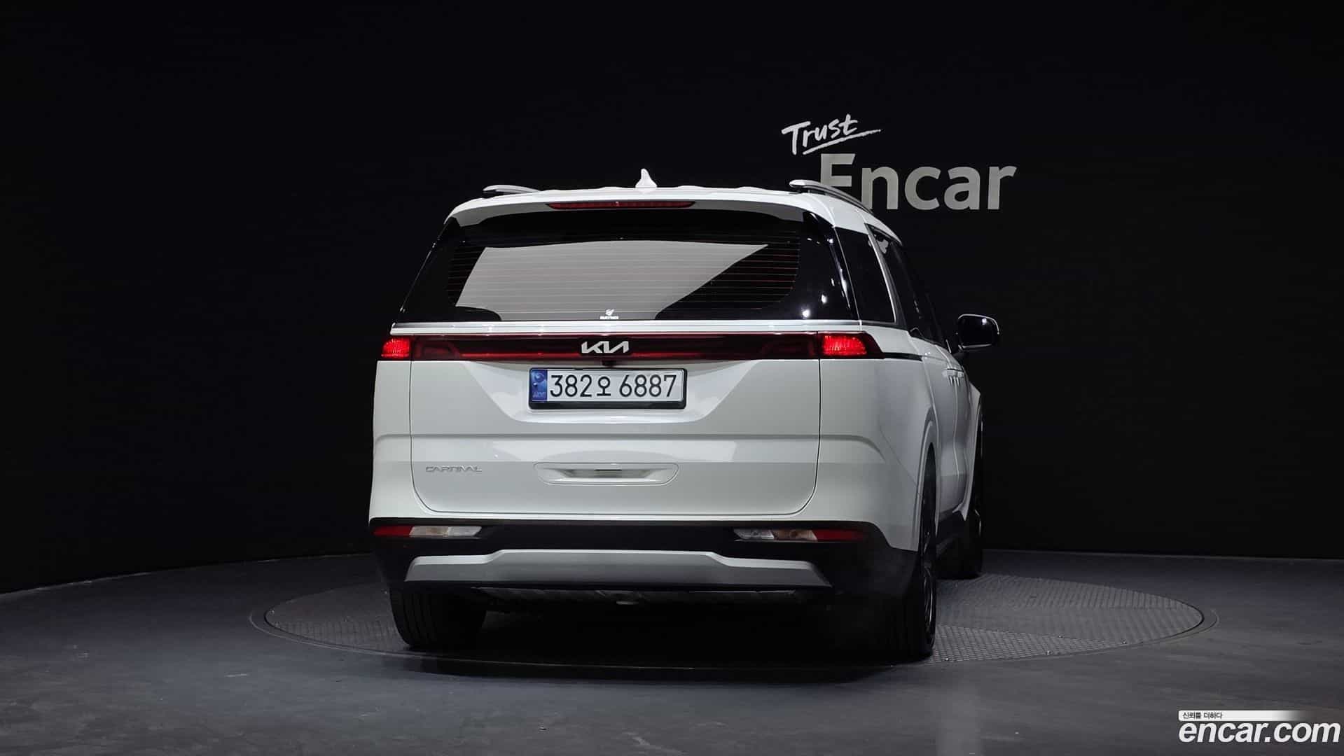 Canival Kia 2023.2-OUTER-004