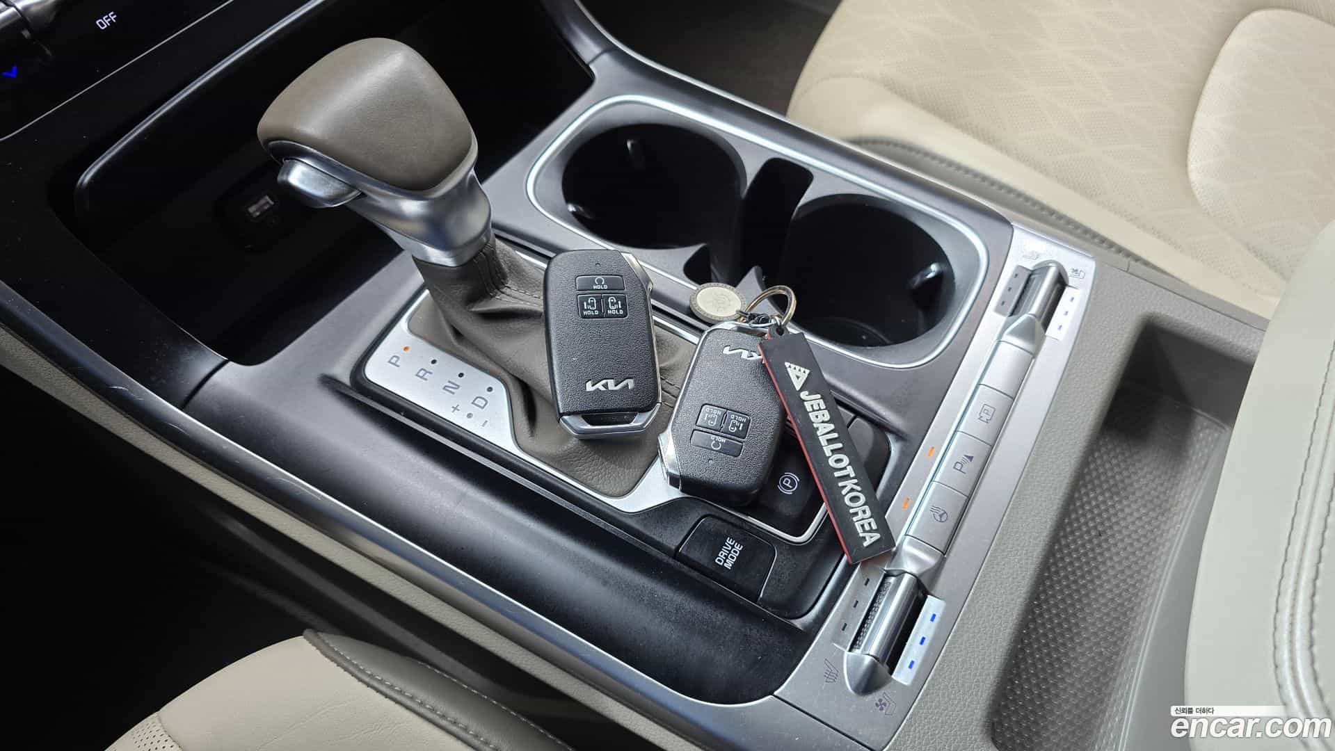 Canival Kia 2023.2-INNER-009