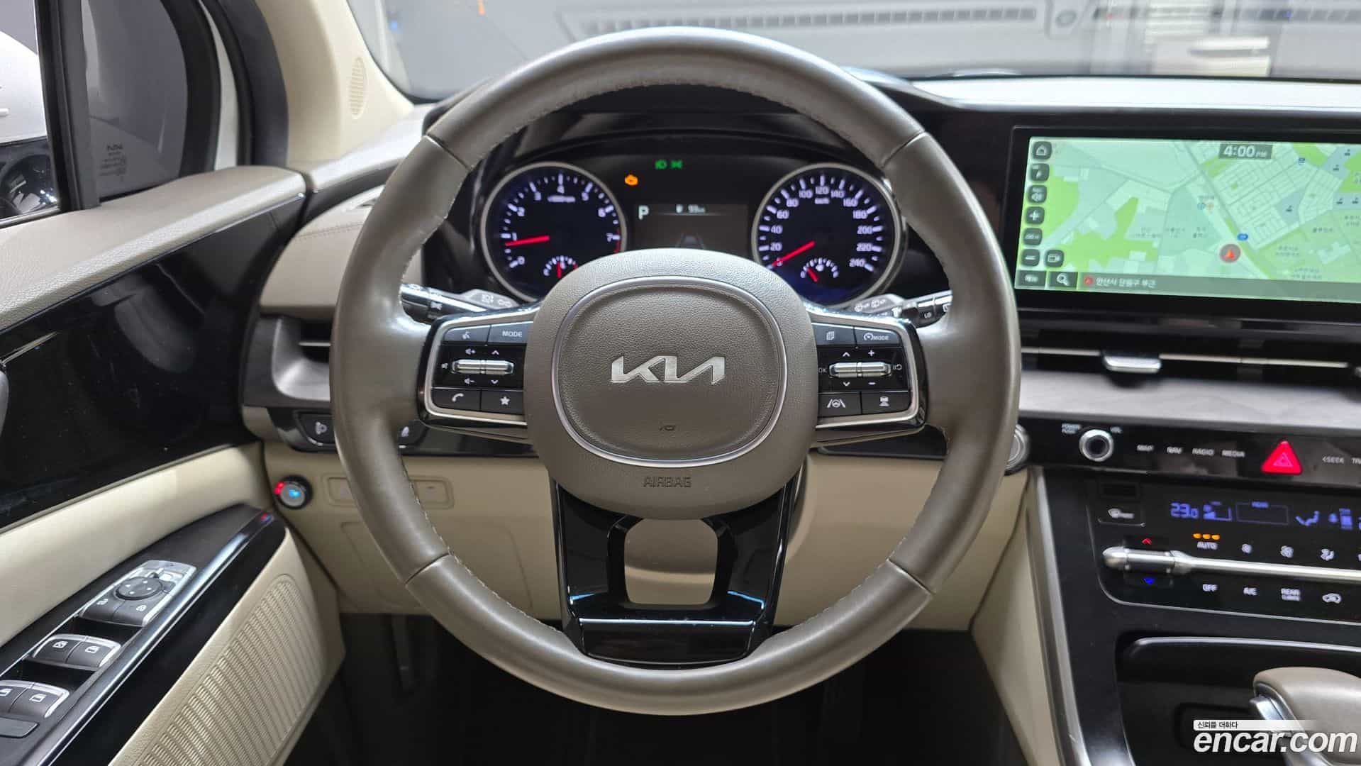 Canival Kia 2023.2-OPTION-017