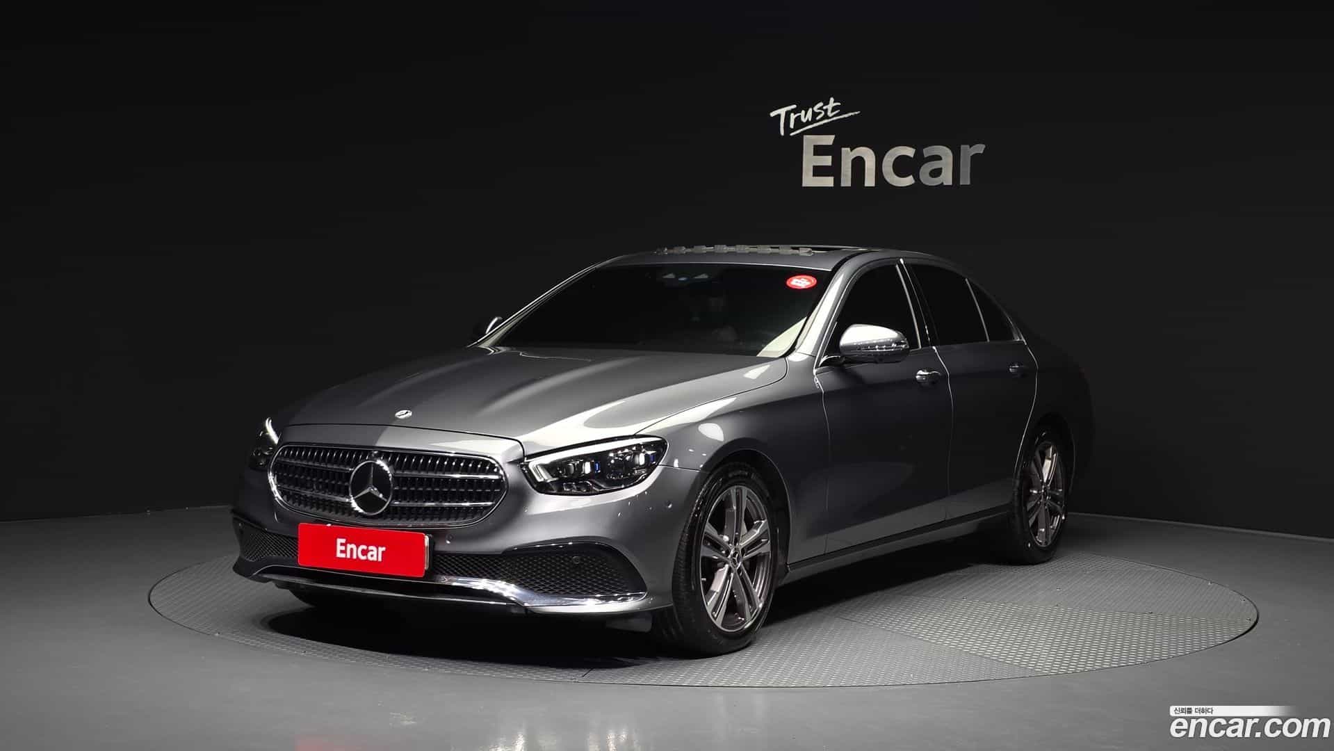 E-Class Mercedes-Benz 2022.4-OUTER-001