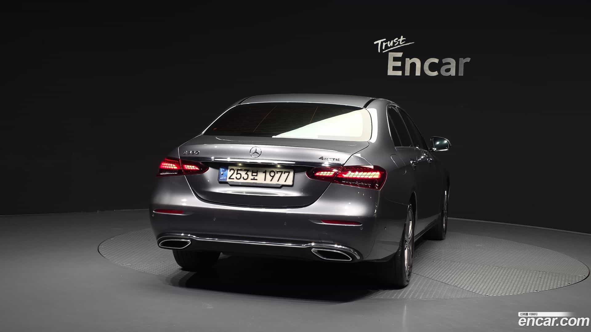 E-Class Mercedes-Benz 2022.4-OUTER-004