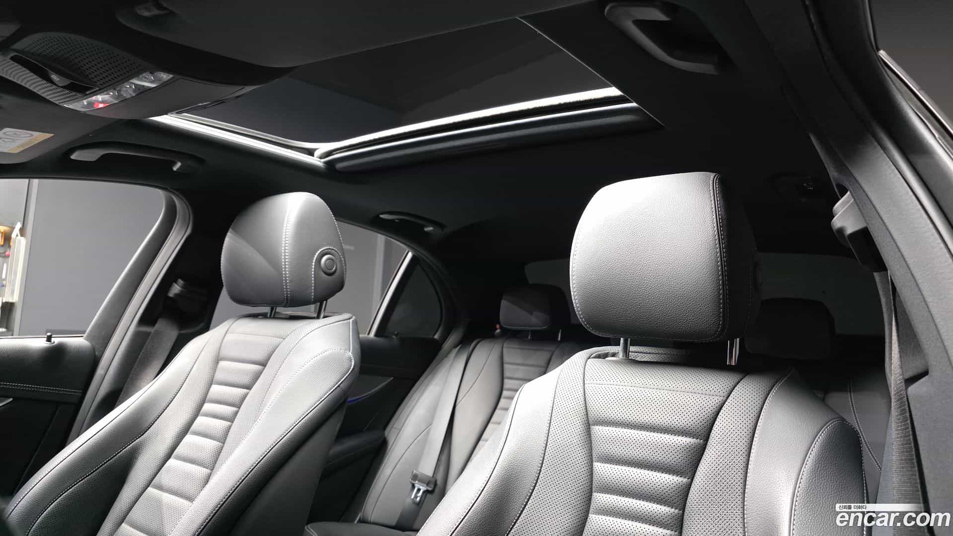E-Class Mercedes-Benz 2022.4-OPTION-023