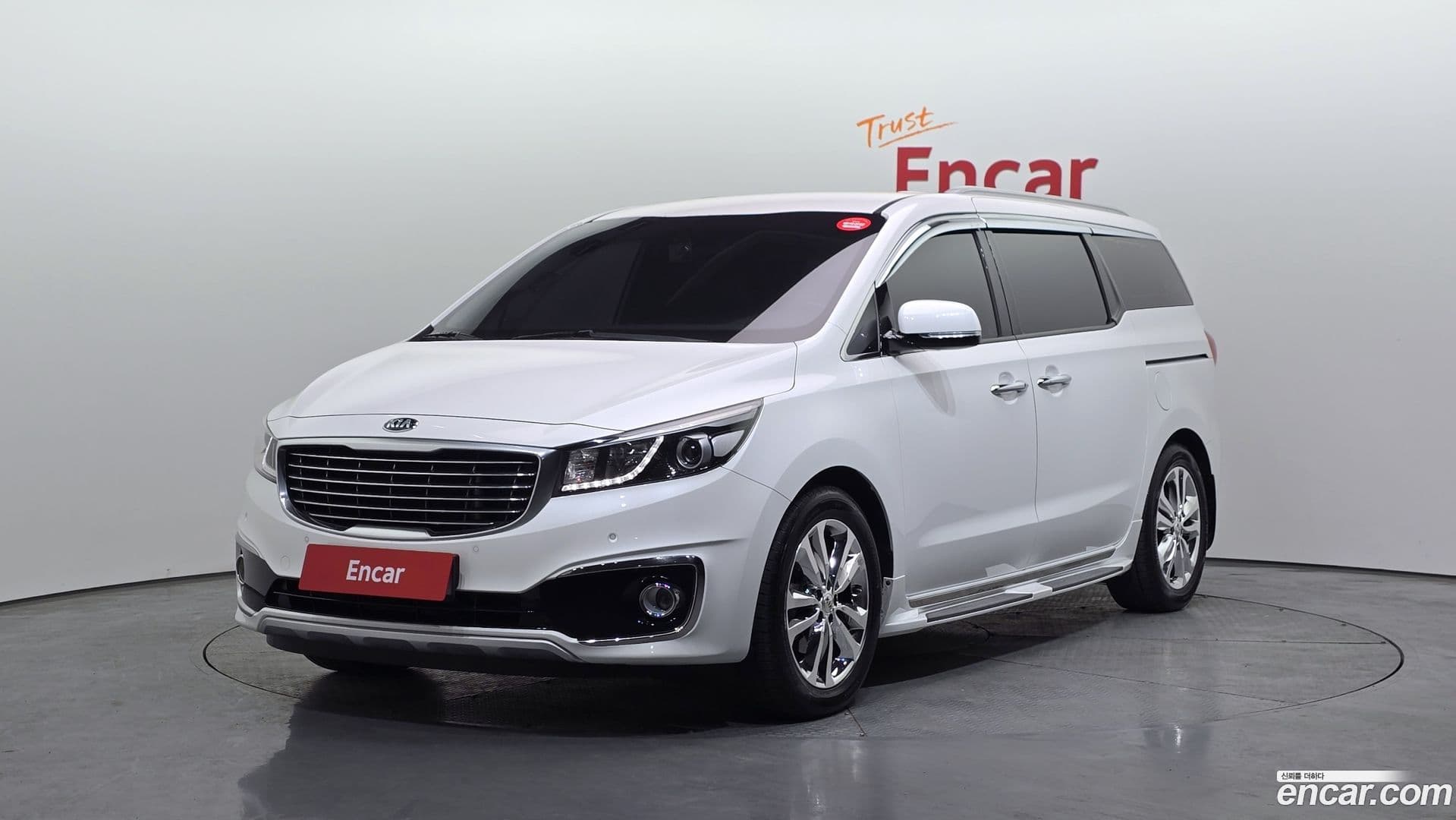Main__Slider__Photo:Canival Kia 2015.9-0