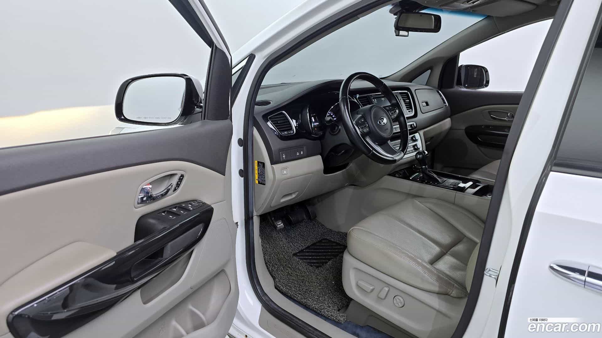 Canival Kia 2015.9-INNER-010