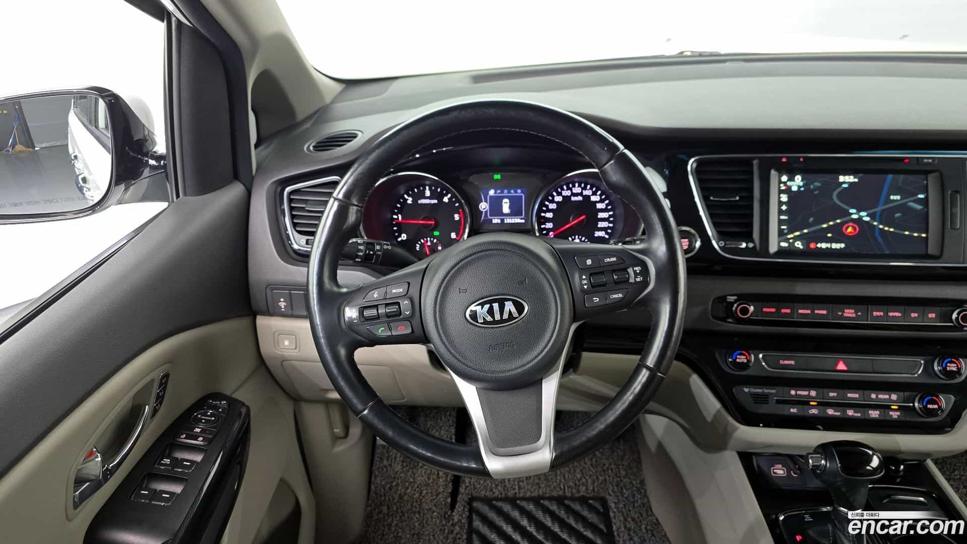 Canival Kia 2015.9-OPTION-017