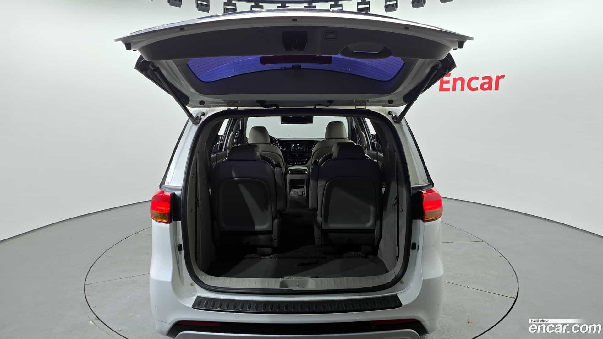 Canival Kia 2015.9-OPTION-024