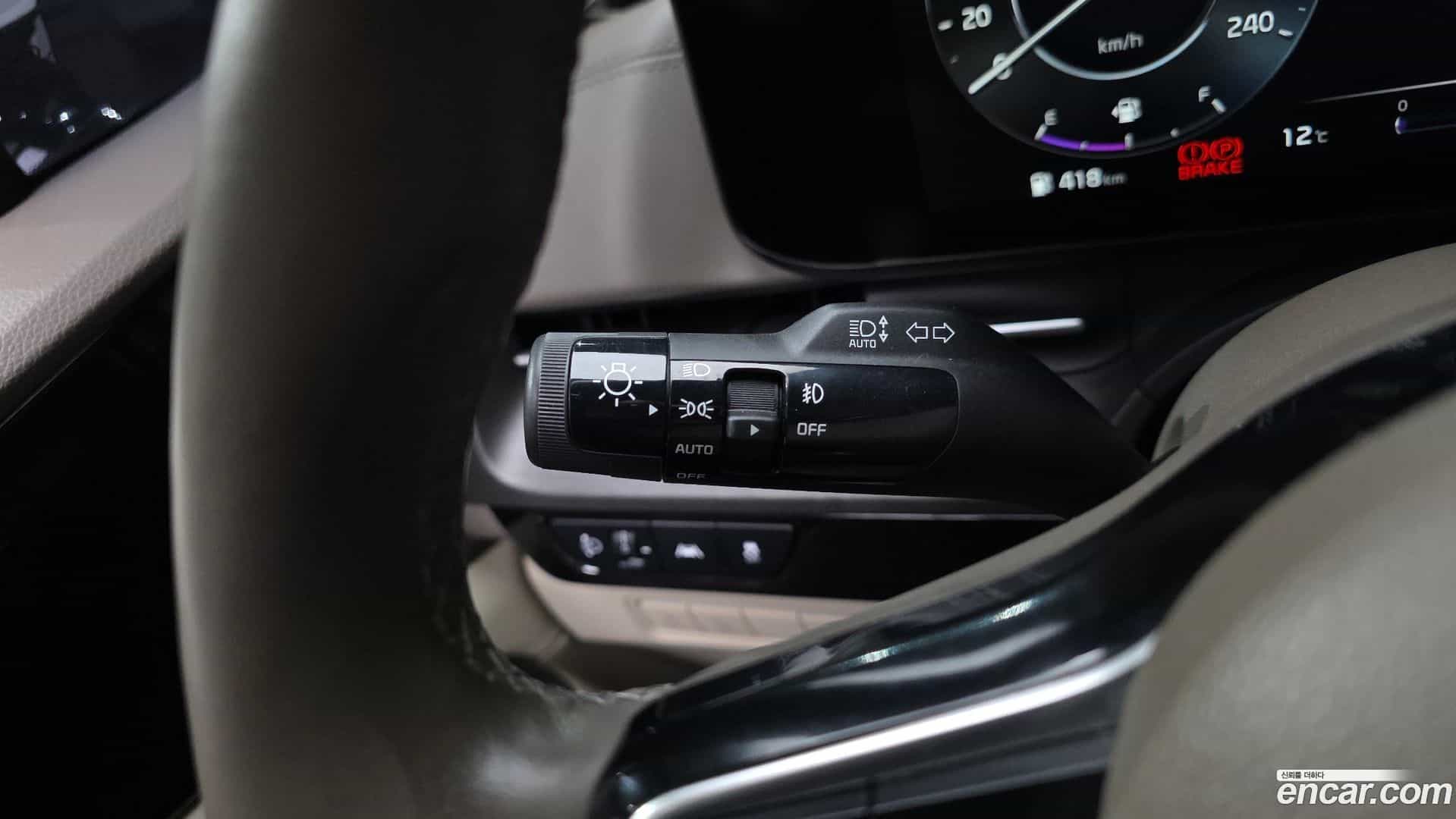 Canival Kia 2021.6-OPTION-022