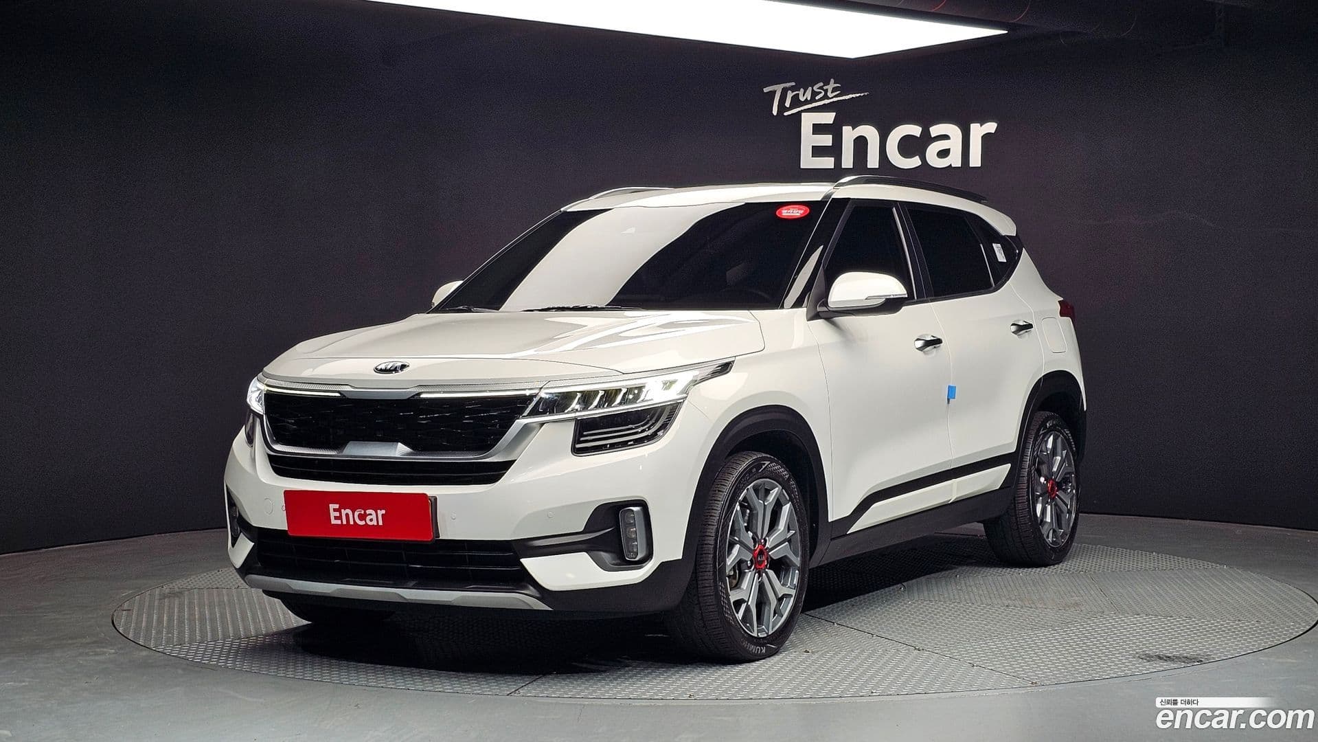 Main__Slider__Photo:Seltos Kia 2020.9-0