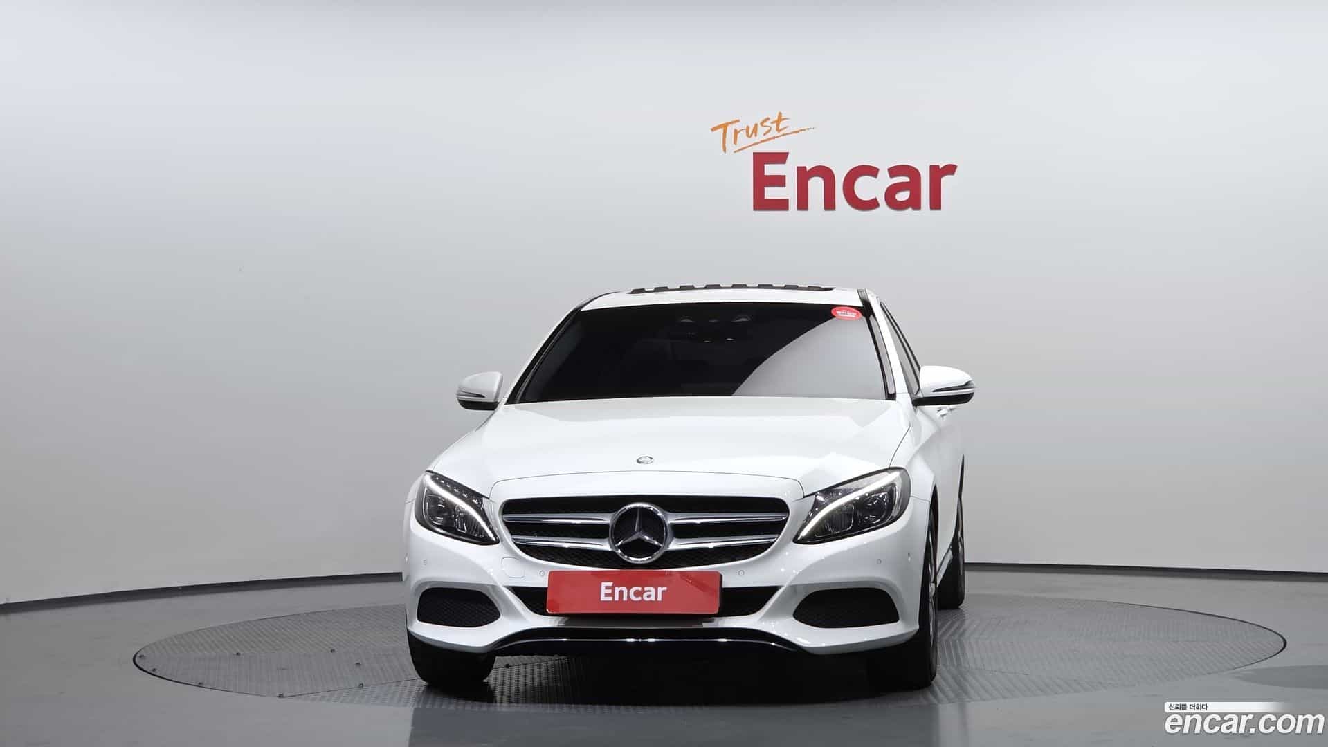 C-Class Mercedes-Benz 2017.0-OUTER-003