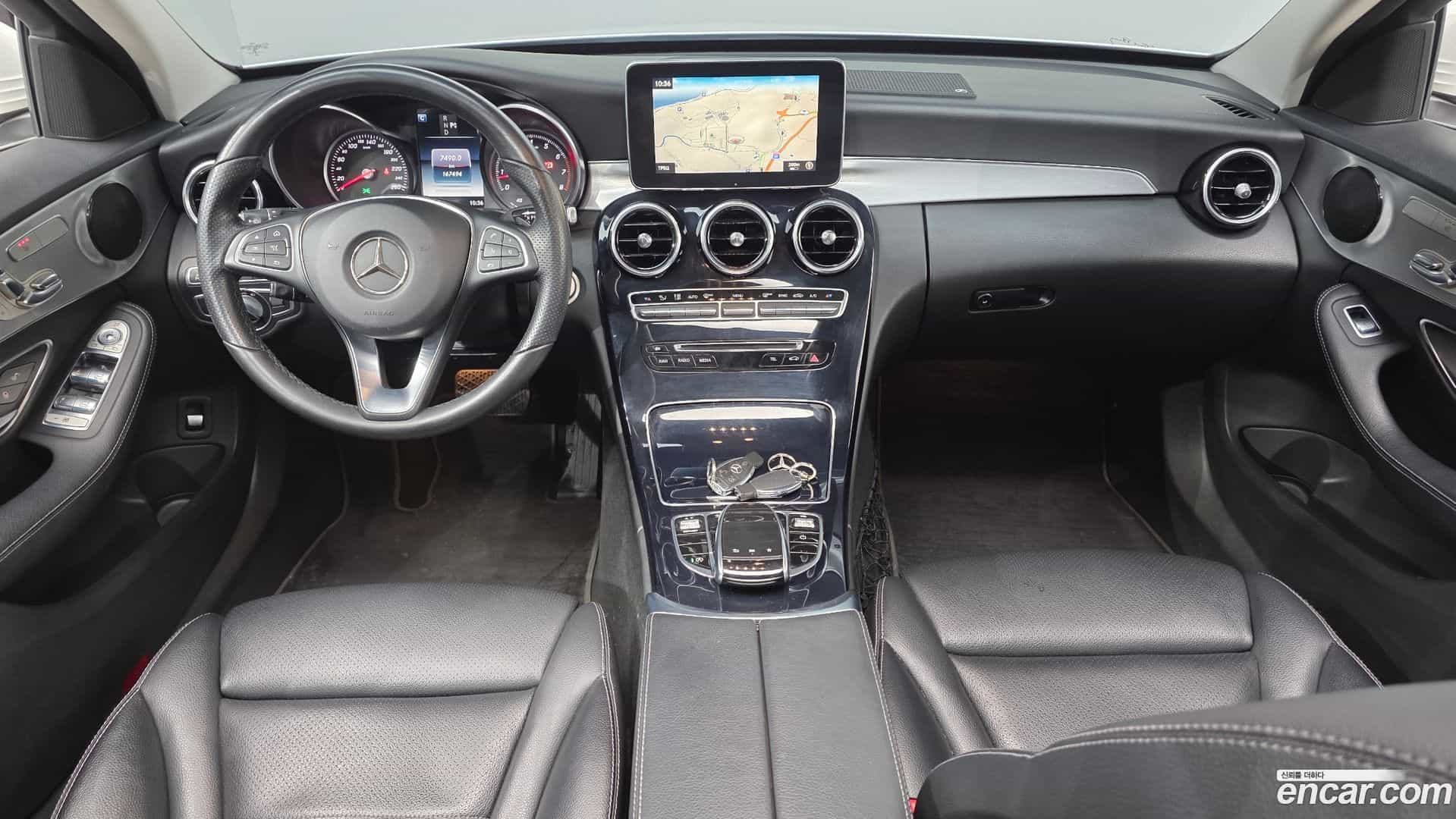 C-Class Mercedes-Benz 2017.0-INNER-007