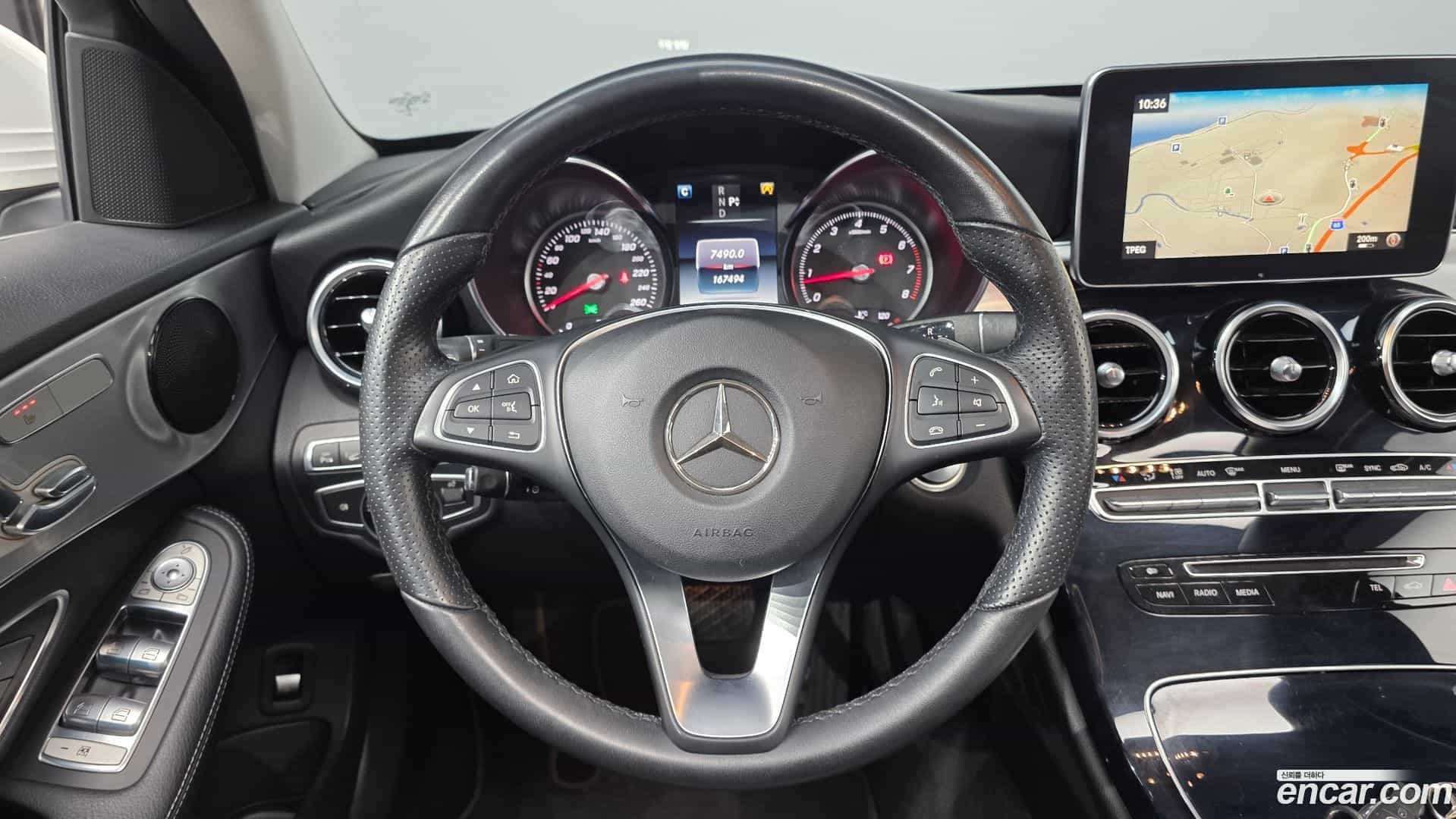 C-Class Mercedes-Benz 2017.0-OPTION-017