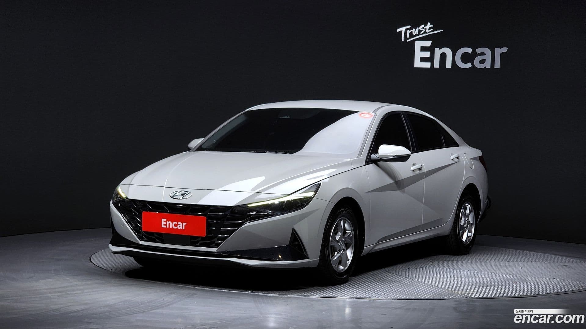 Main__Slider__Photo:AVANTE Hyundai 2020.3-0