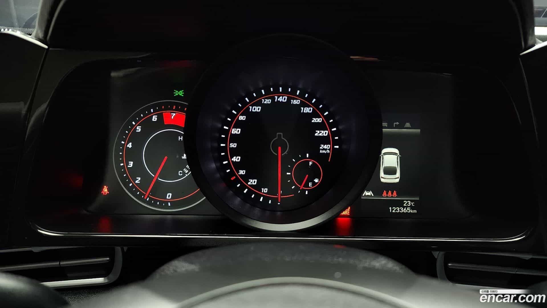 AVANTE Hyundai 2020.3-INNER-008