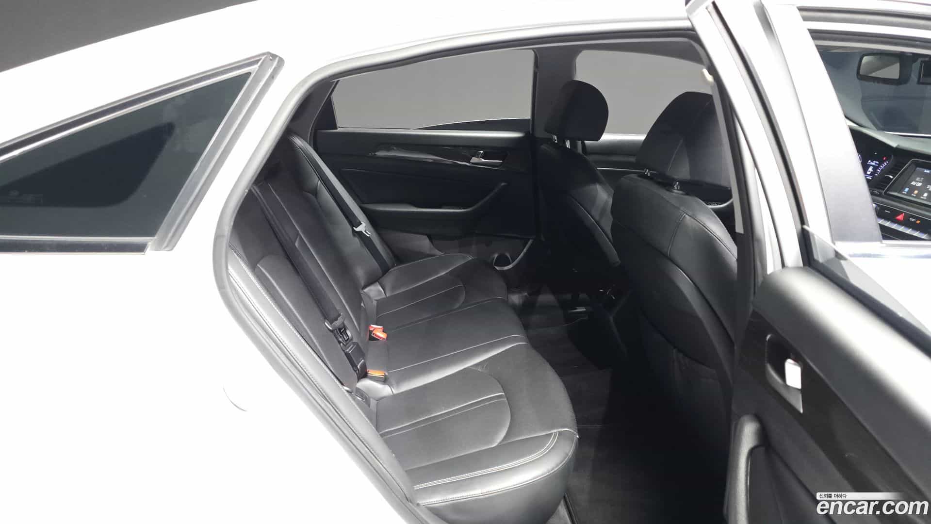 Sonata Hyundai 2017.6-OPTION-016