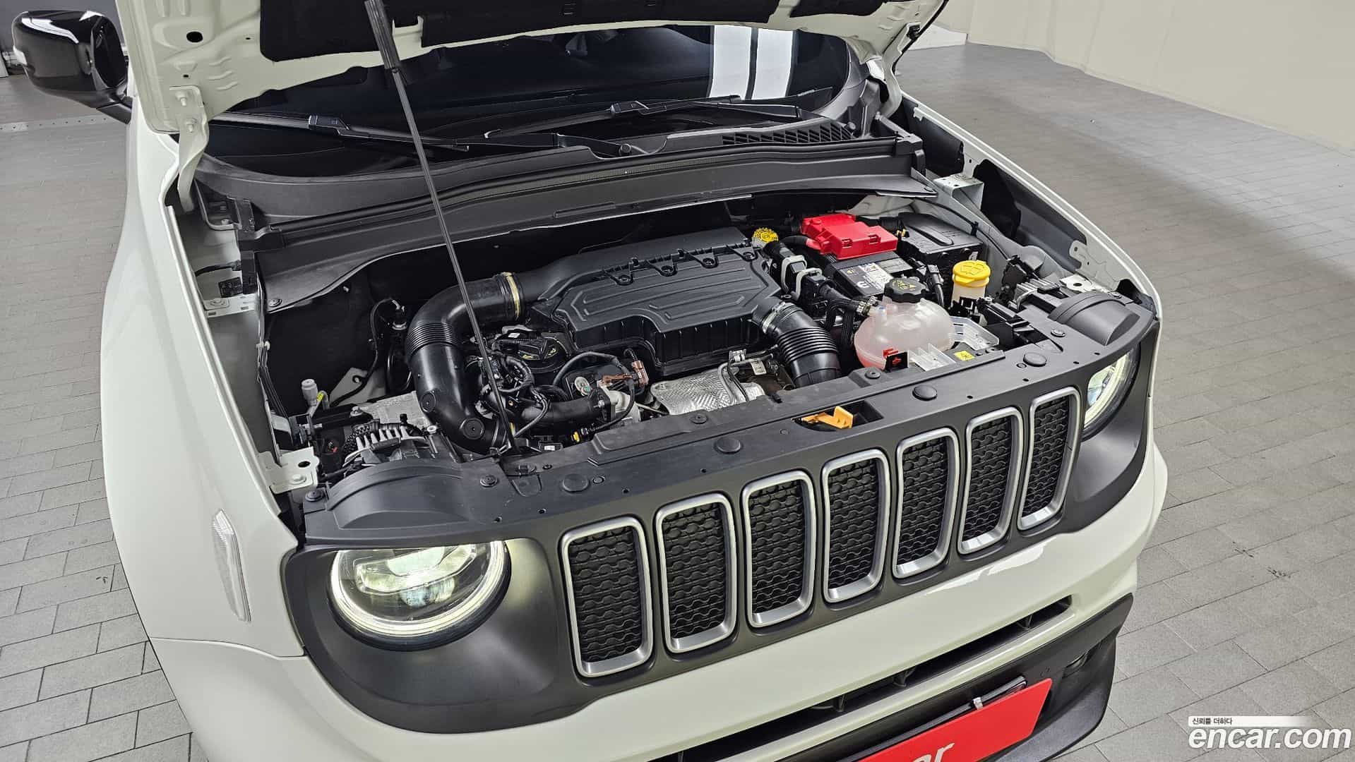 Renegade Jeep 2023.11-OUTER-006