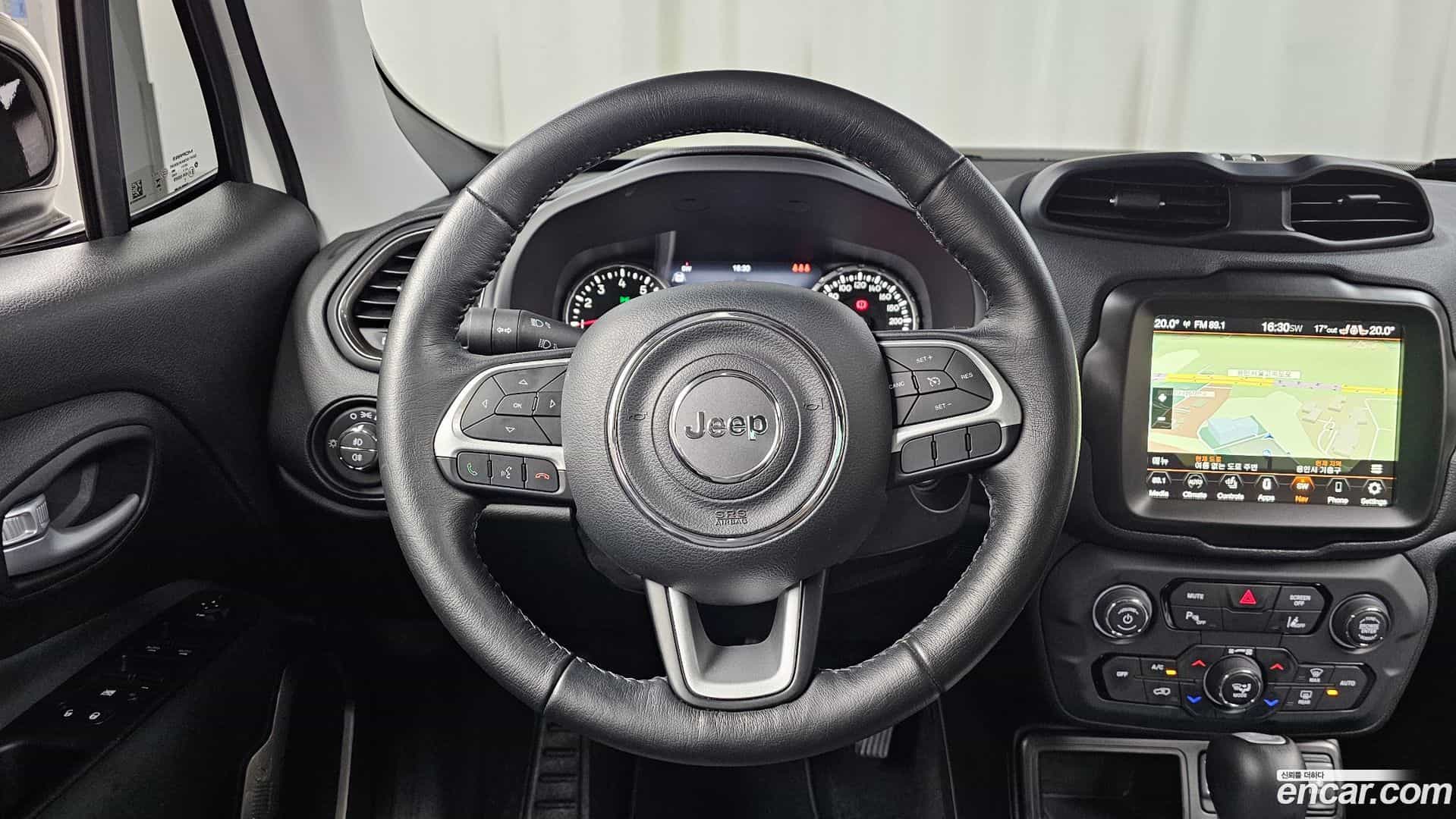 Renegade Jeep 2023.11-OPTION-017
