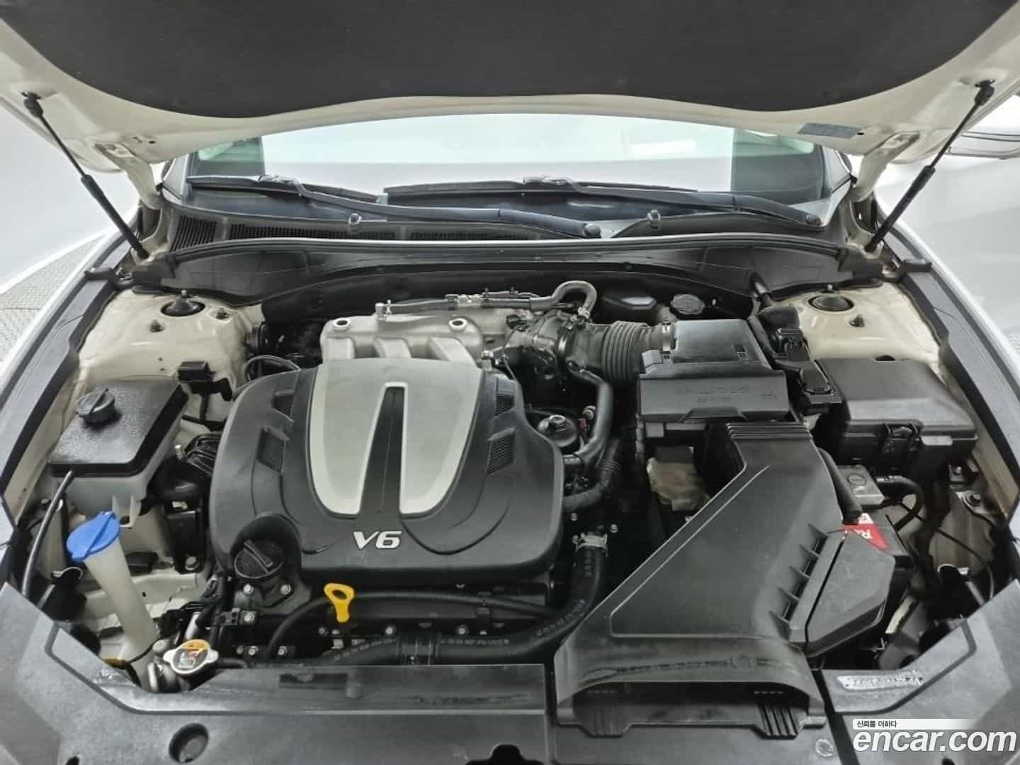 Grandeur Hyundai 2018.1-OUTER-005