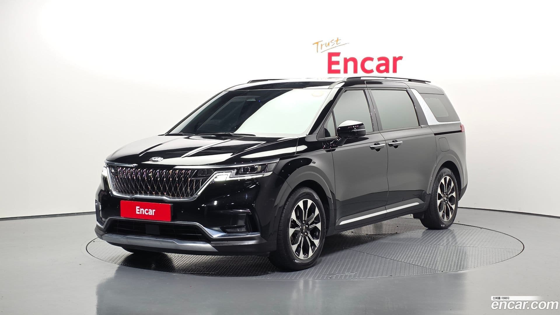 Main__Slider__Photo:Canival Kia 2021.3-0