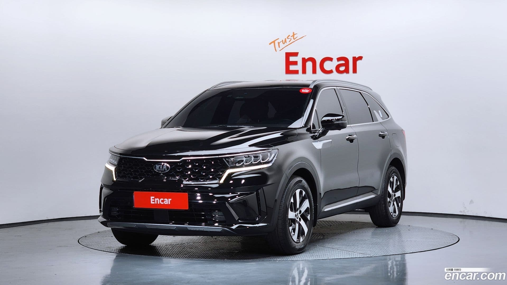Main__Slider__Photo:Sorento Kia 2021.5-0