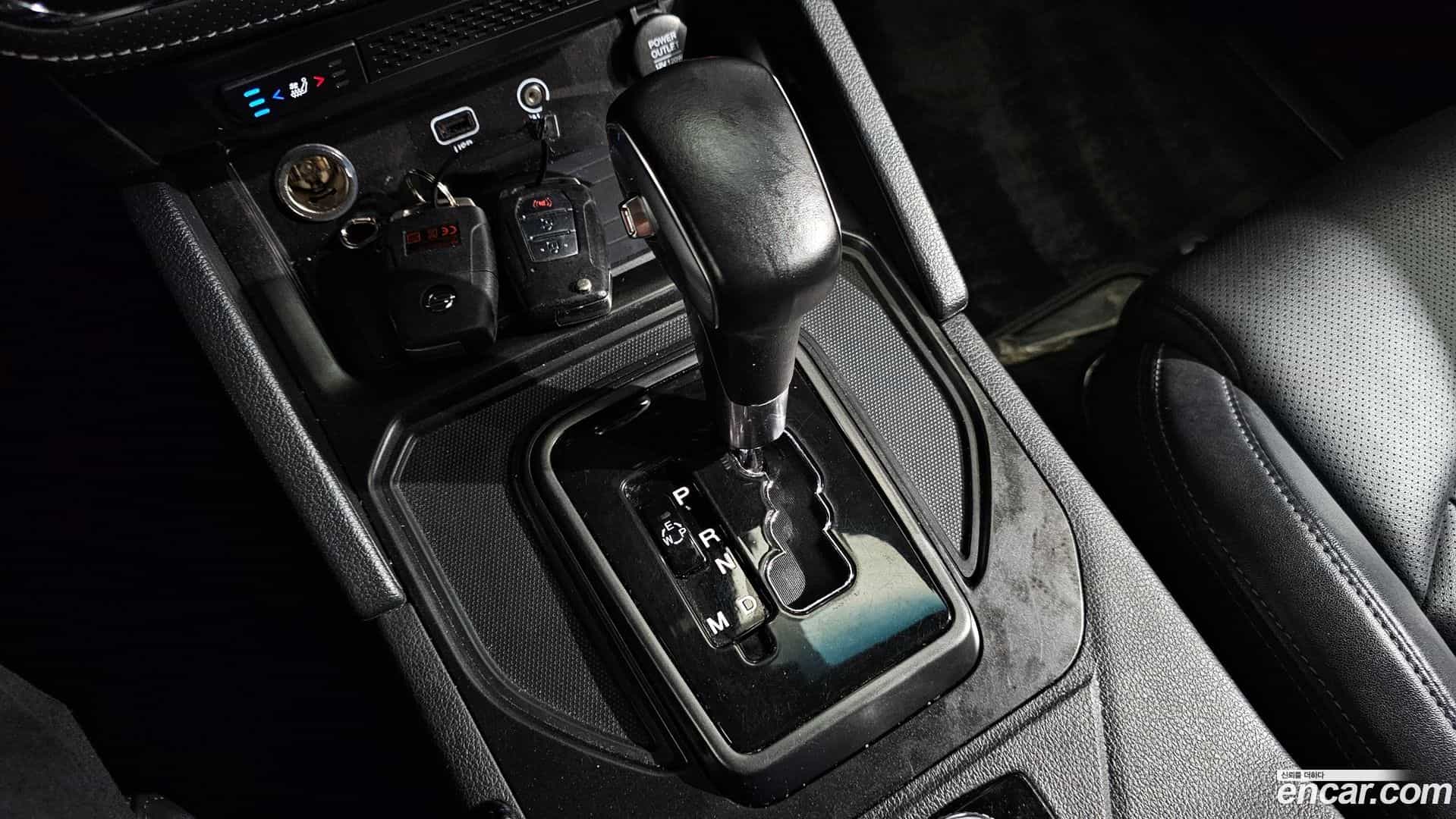 Rexton KG Mobility 2021.10-INNER-009