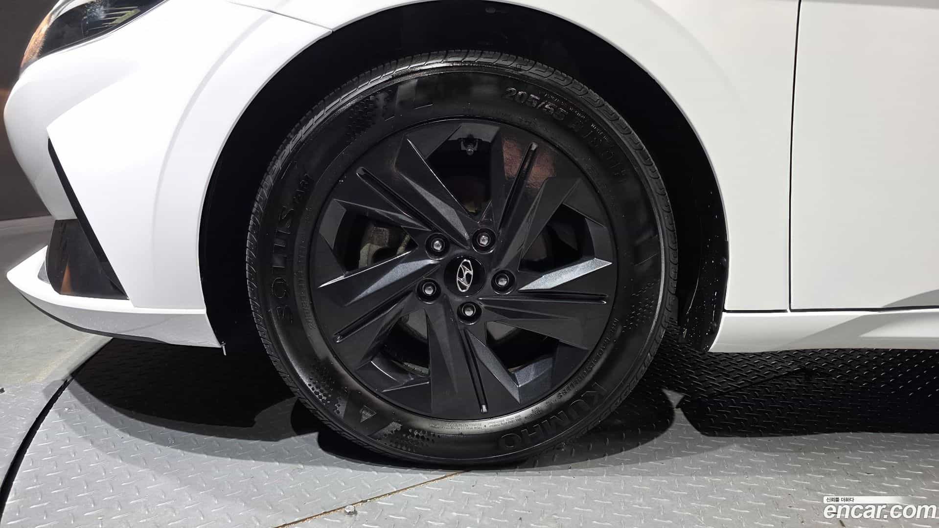AVANTE Hyundai 2023.2-OUTER-005