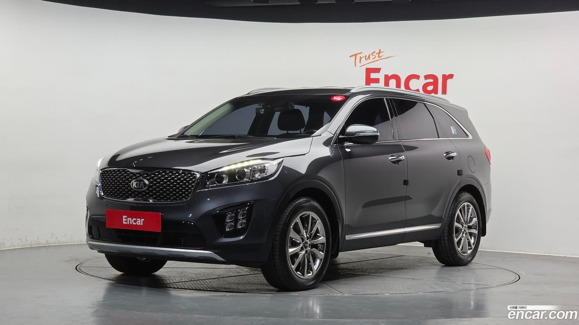 Main__Slider__Photo:Sorento Kia 2016.8-0