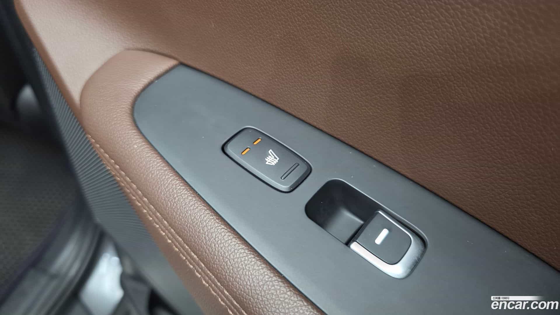 Sorento Kia 2016.8-OPTION-023