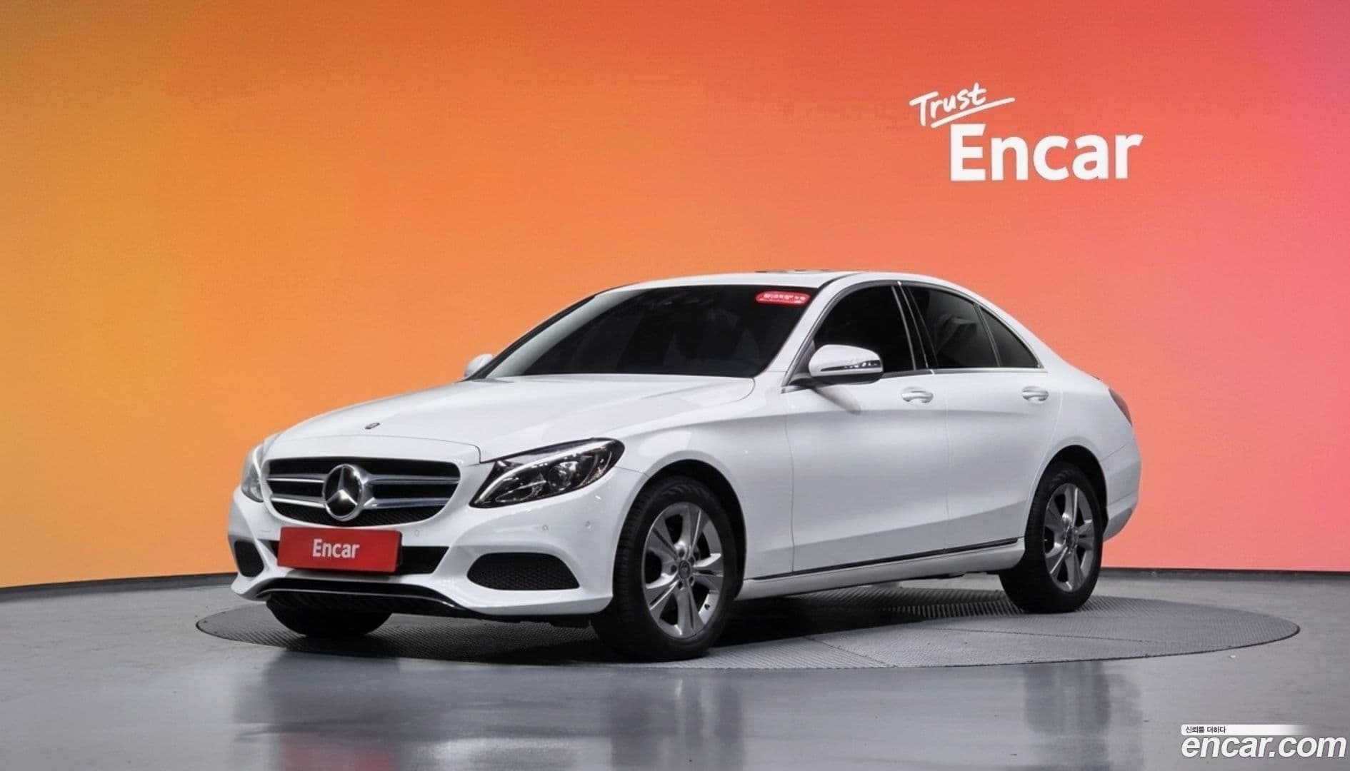 Main__Slider__Photo:C-Class Mercedes-Benz 2016.11-0