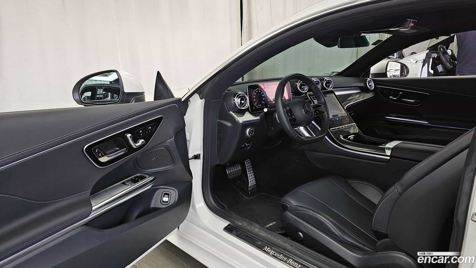 CLE-Class Mercedes-Benz 2024.5-INNER-010