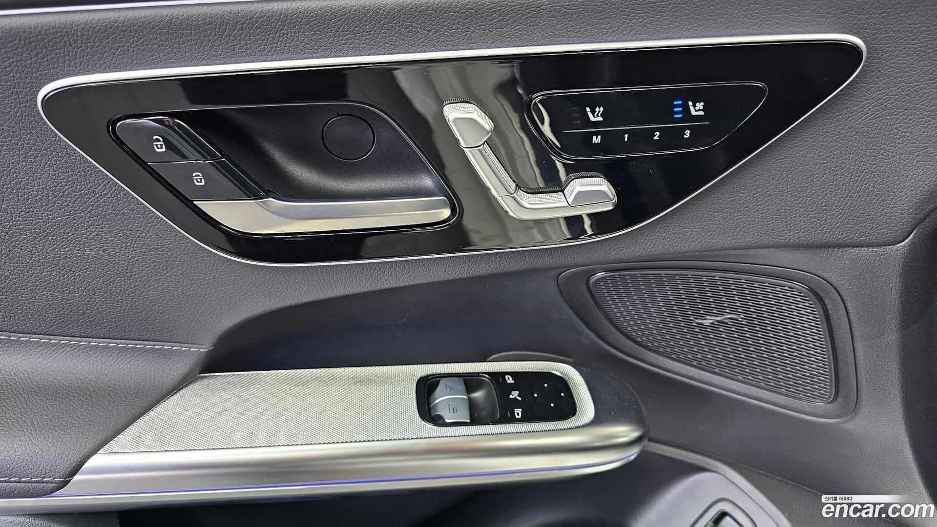 CLE-Class Mercedes-Benz 2024.5-OPTION-022