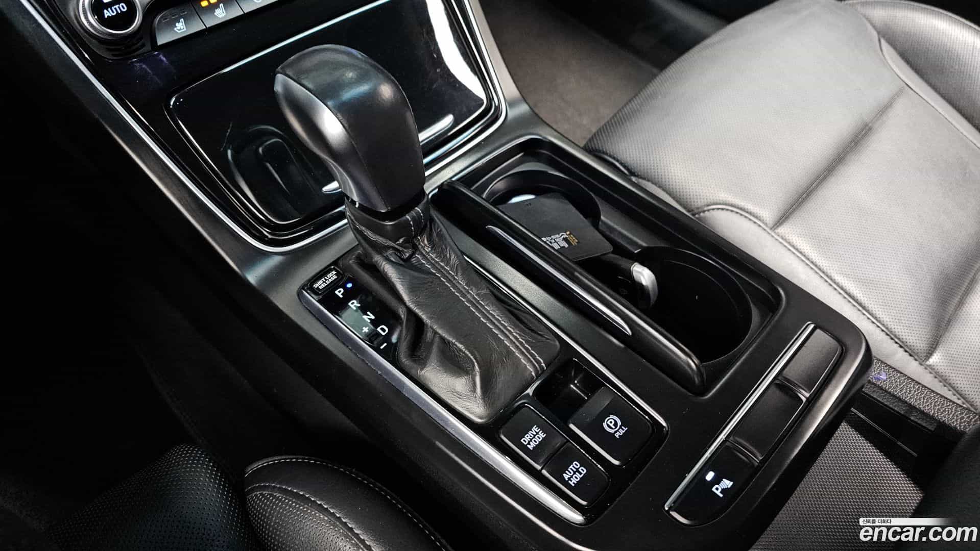 Grandeur Hyundai 2017.4-INNER-009