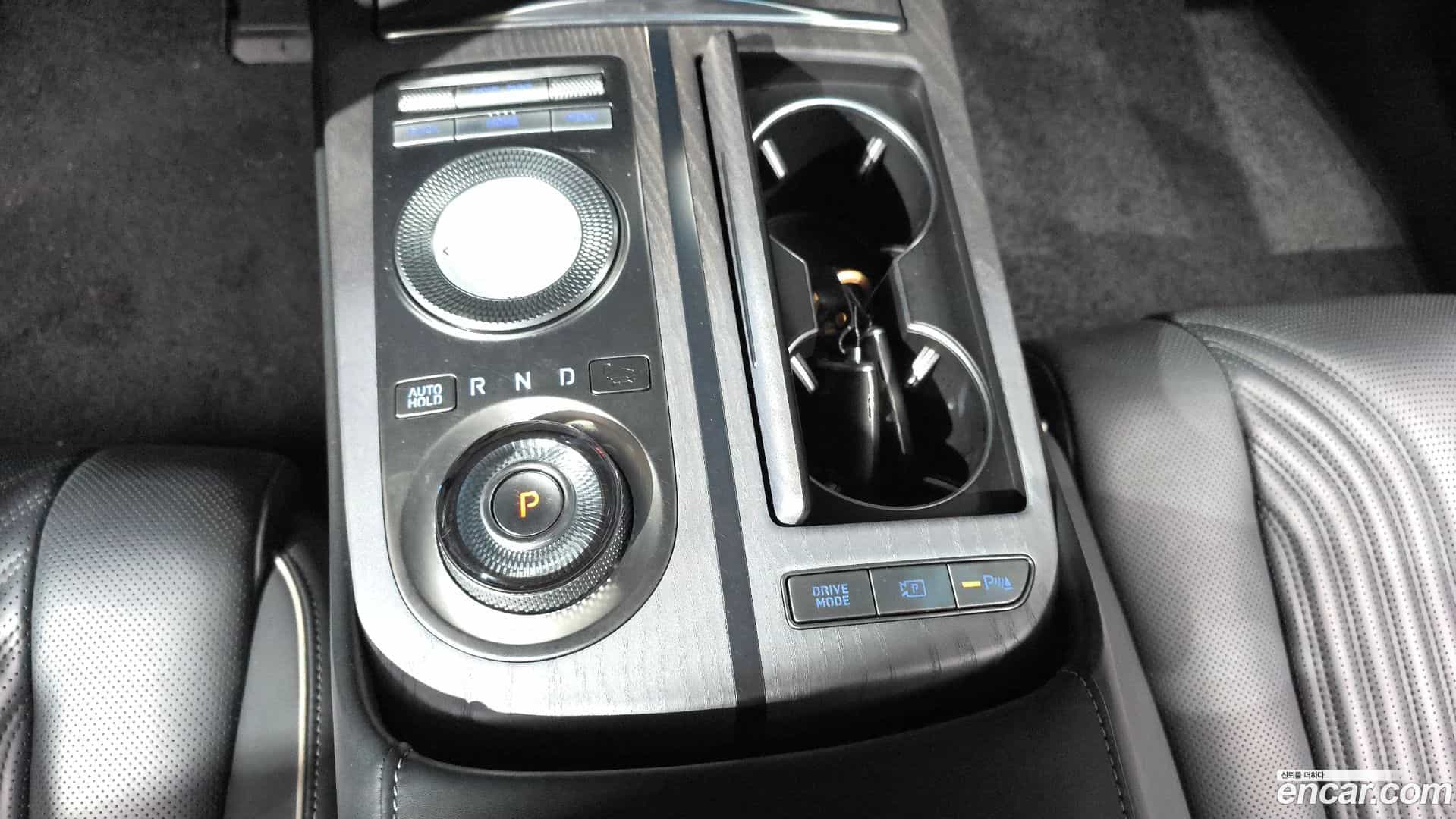 G80 Genesis 2021.0-INNER-009