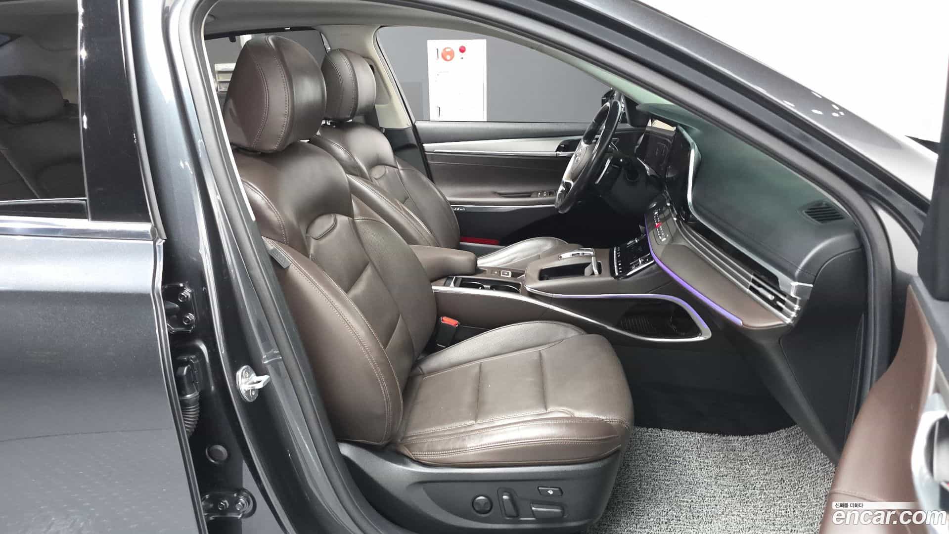Grandeur Hyundai 2021.2-OPTION-015