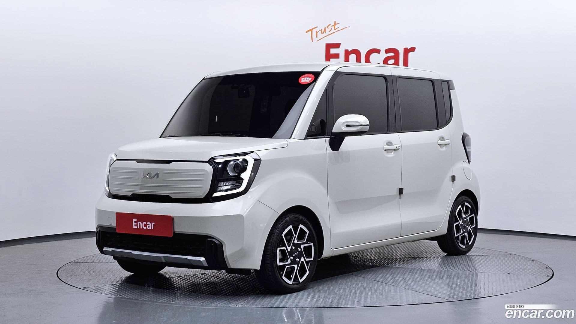 Main__Slider__Photo:RAY Kia 2022.8-0