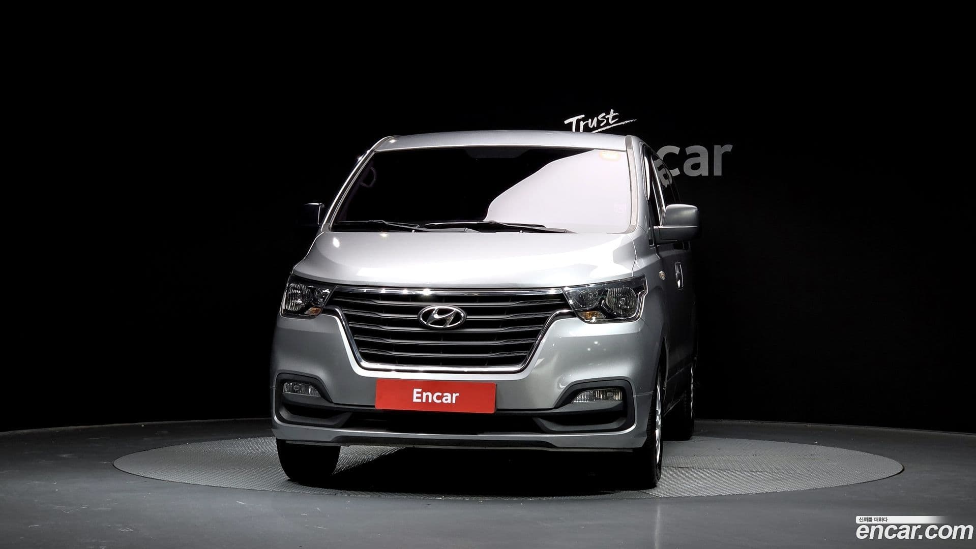Main__Slider__Photo:Starex Hyundai 2018.6-2