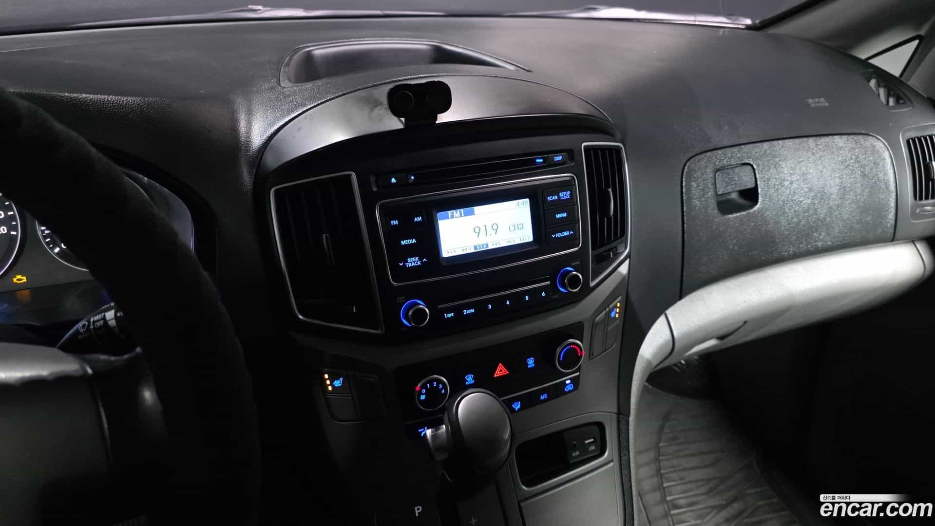 Starex Hyundai 2018.6-OPTION-019