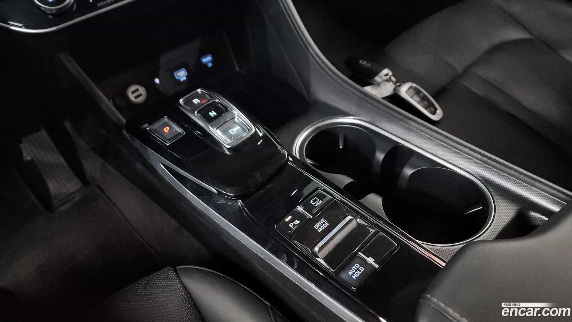 Sonata Hyundai 2019.4-INNER-009