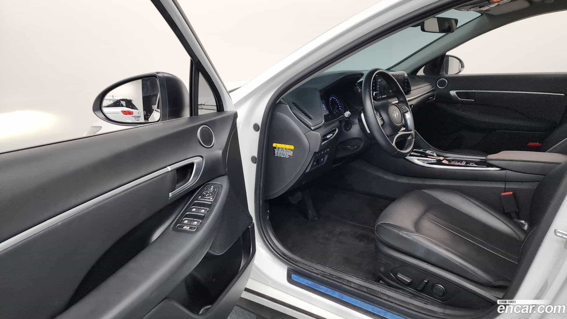 Sonata Hyundai 2019.4-INNER-010