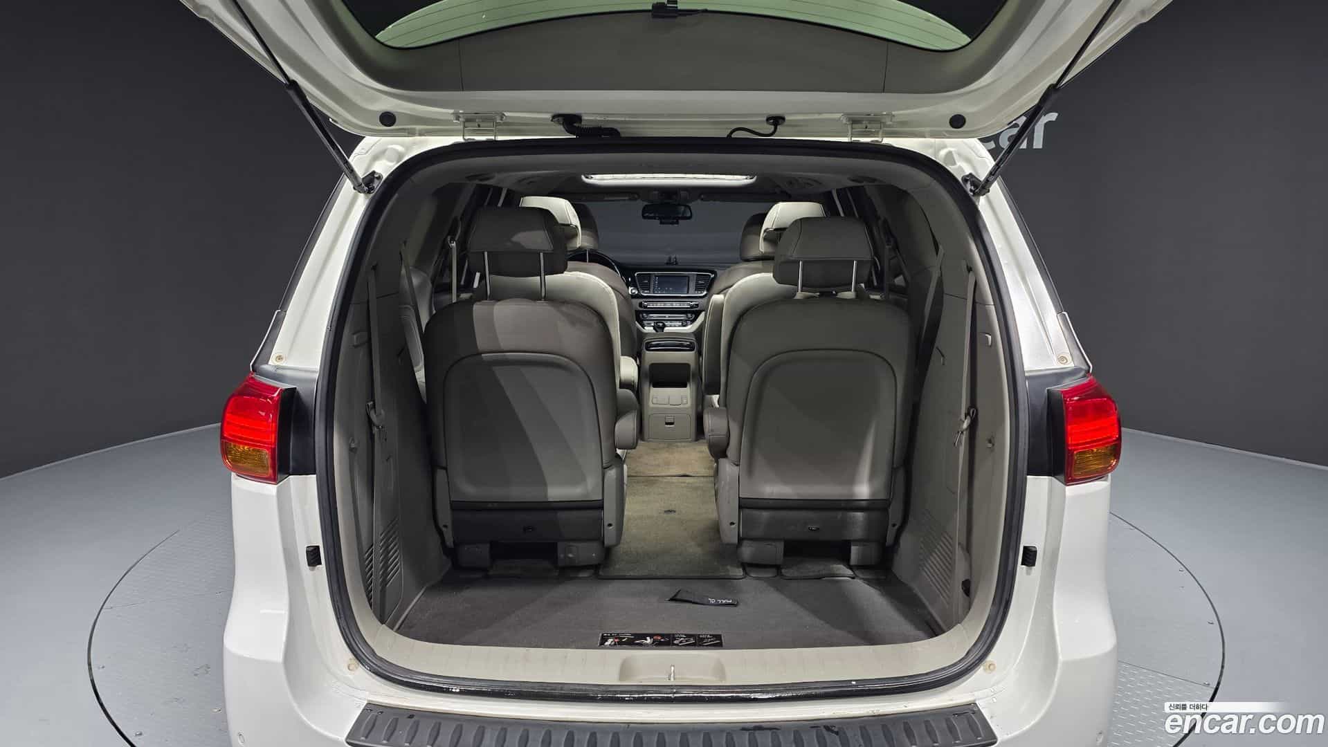 Canival Kia 2015.7-OPTION-024