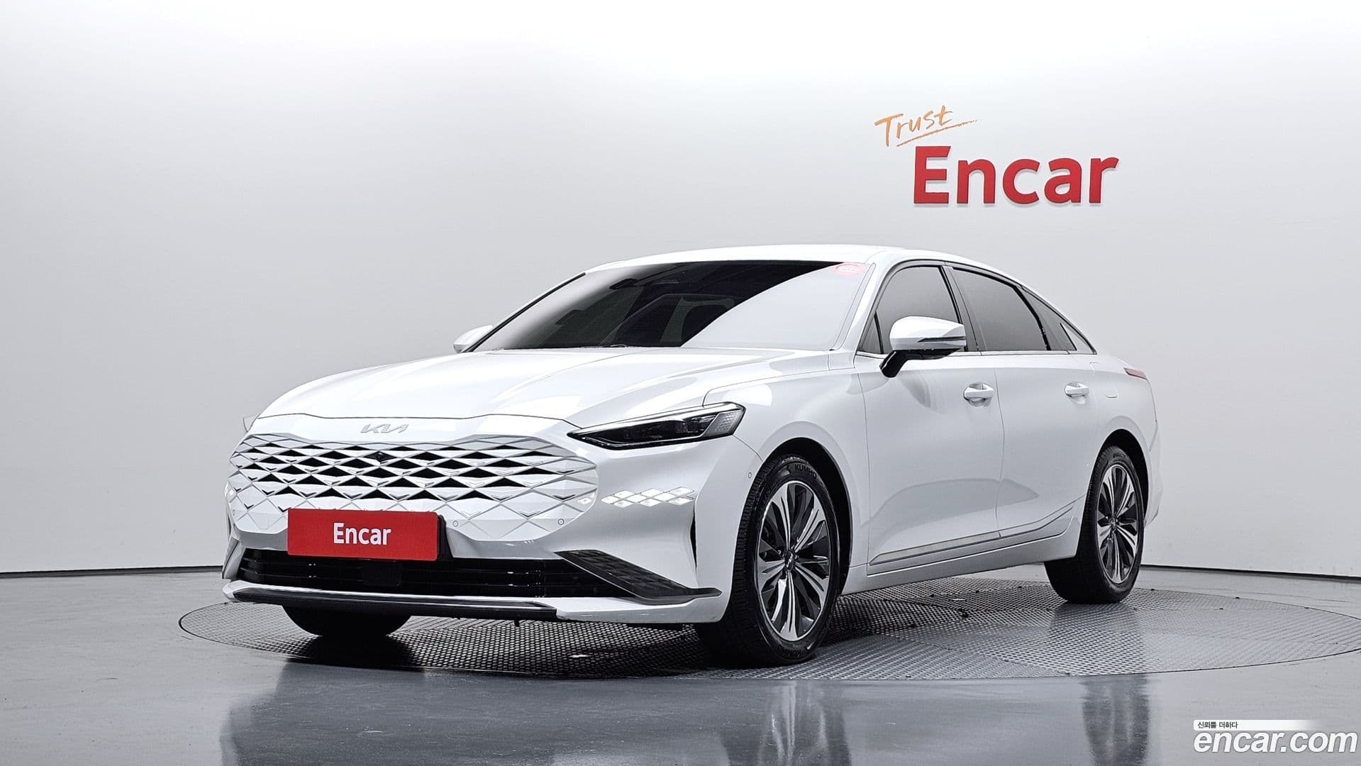 Main__Slider__Photo:K8 Kia 2021.3-0